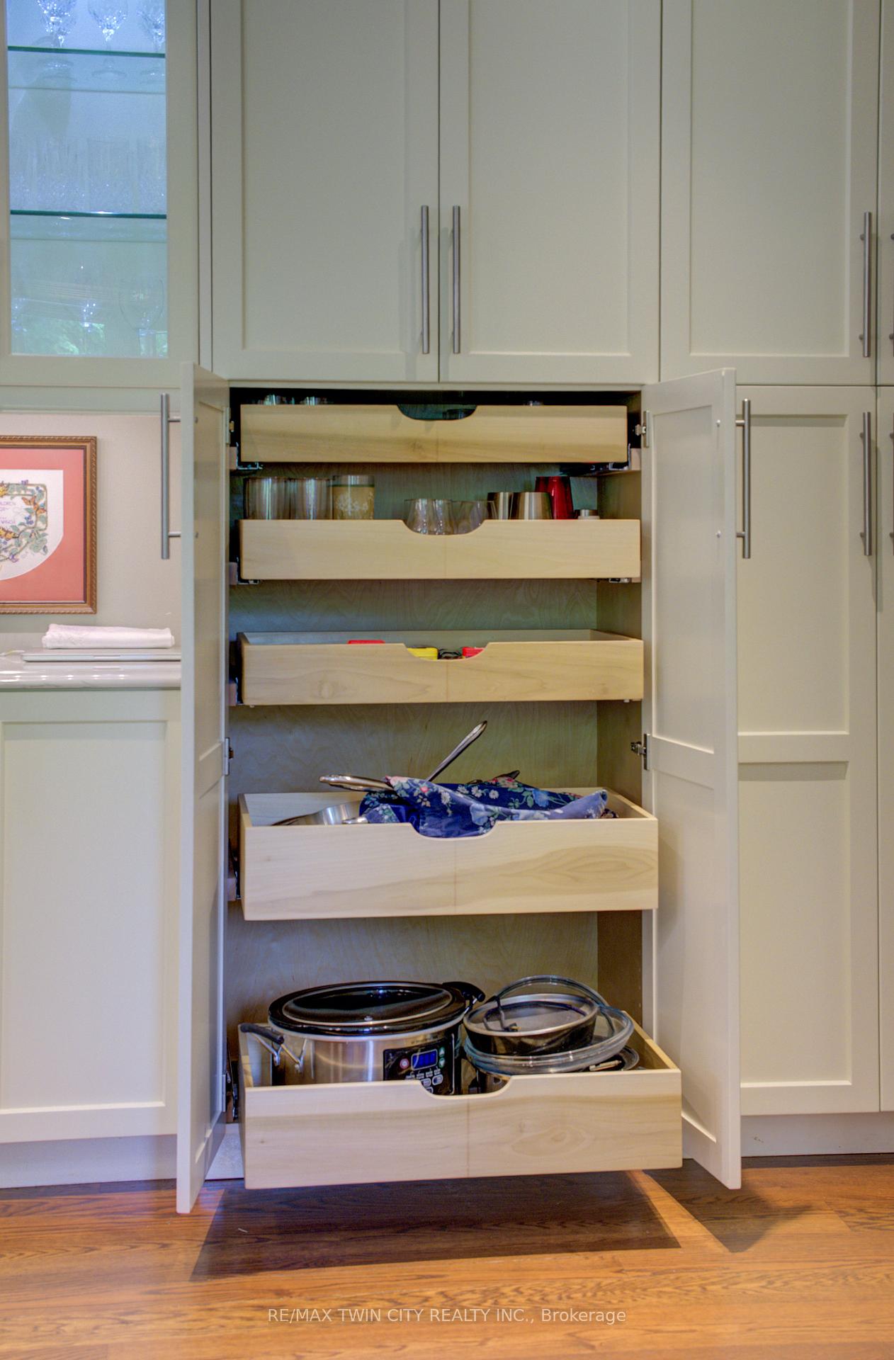 Photo 20 of 48 Peter Street, Wellesley — HOMEH