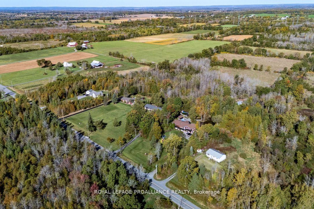 Photo 6 of 1981 Casey Road, Tyendinaga, Tyendinaga Township — HOMEH