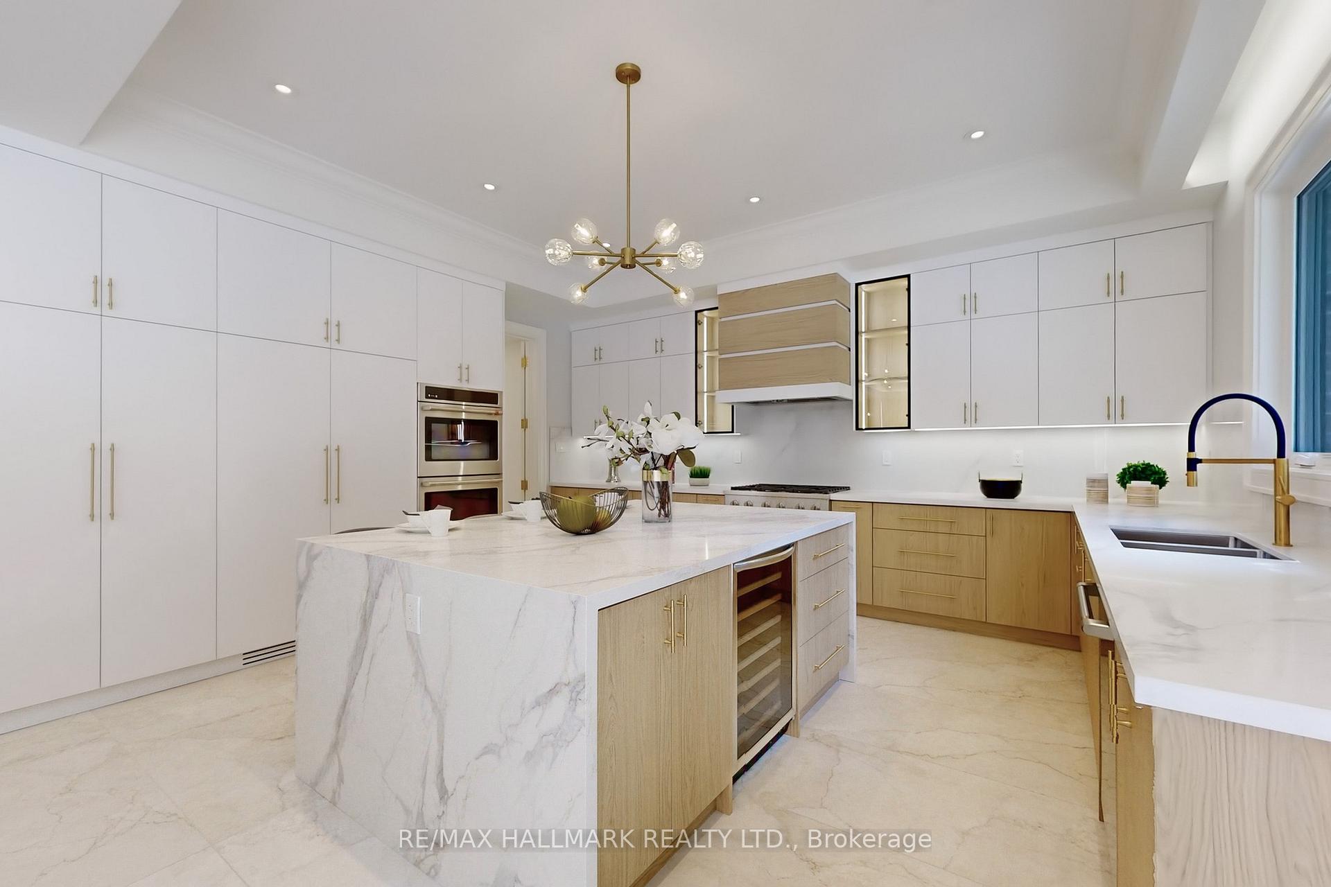 Photo 17 of 83 Richardson Drive, Aurora, Aurora Highlands — HOMEH