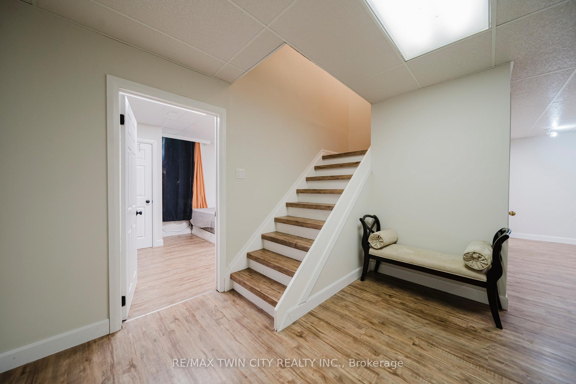 Photo 15 of 17 Village Road, Wellesley — HOMEH