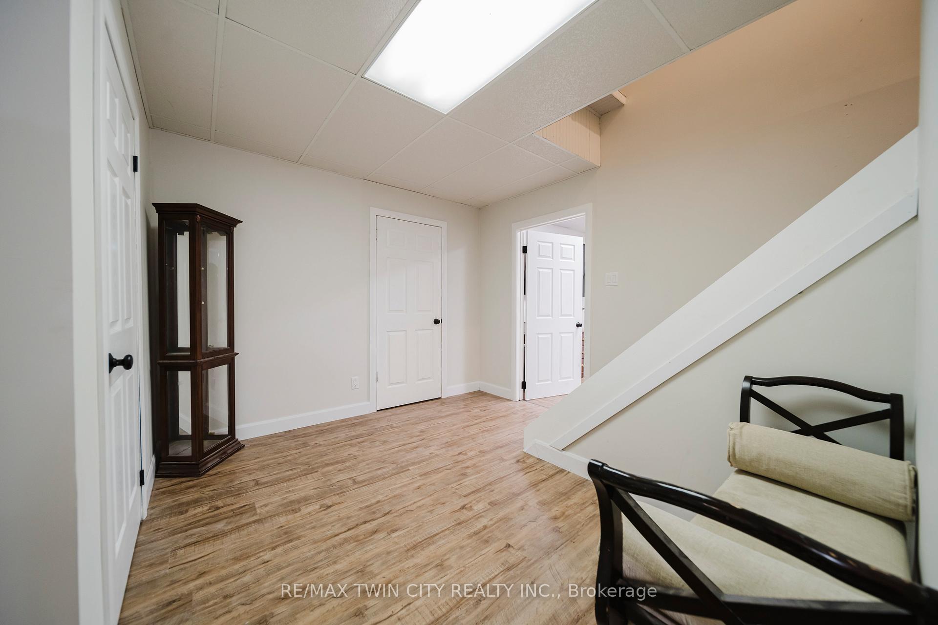 Photo 16 of 17 Village Road, Wellesley — HOMEH