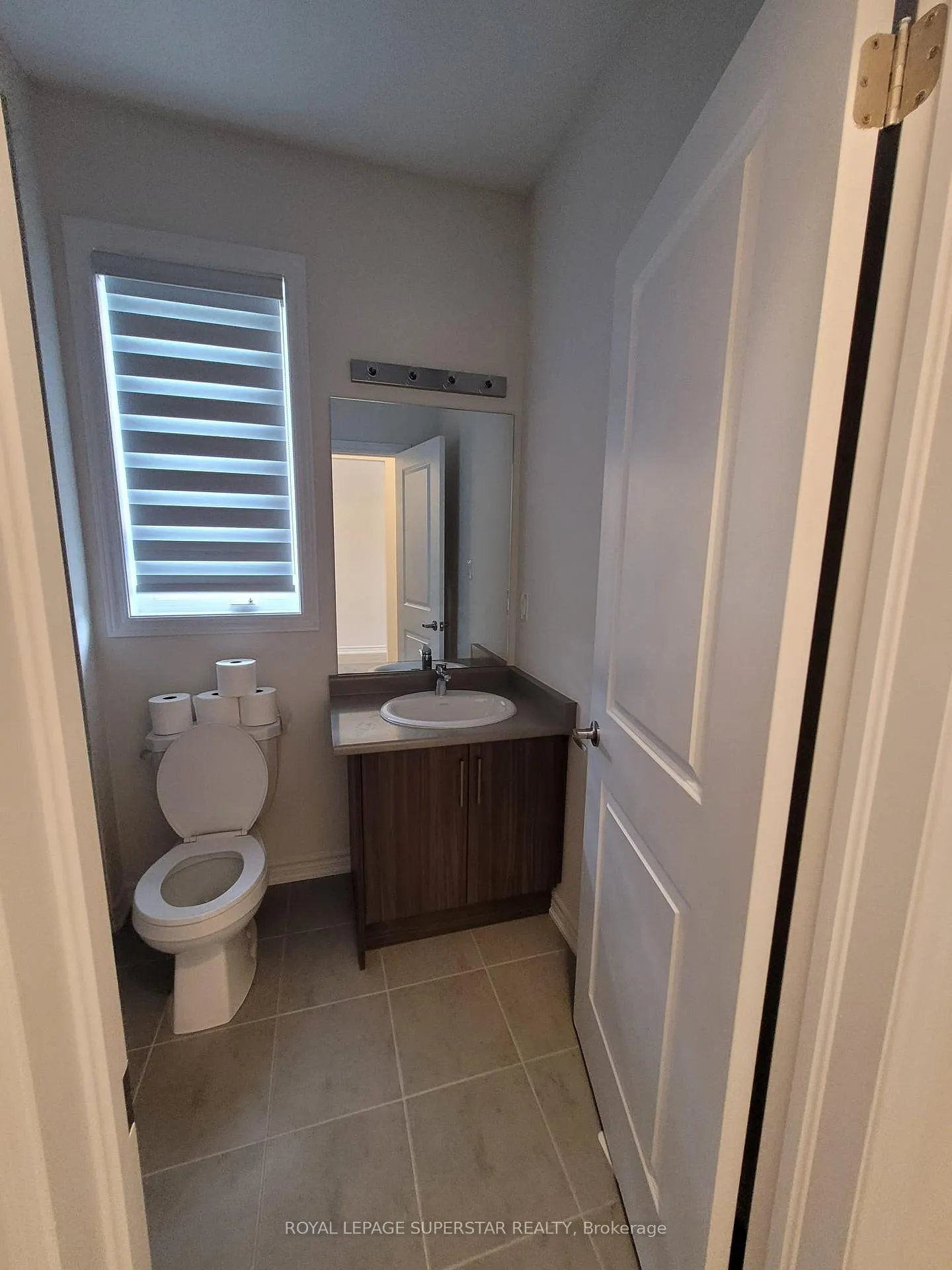 Photo 21 of 133 Berkely Street, Wasaga Beach — HOMEH