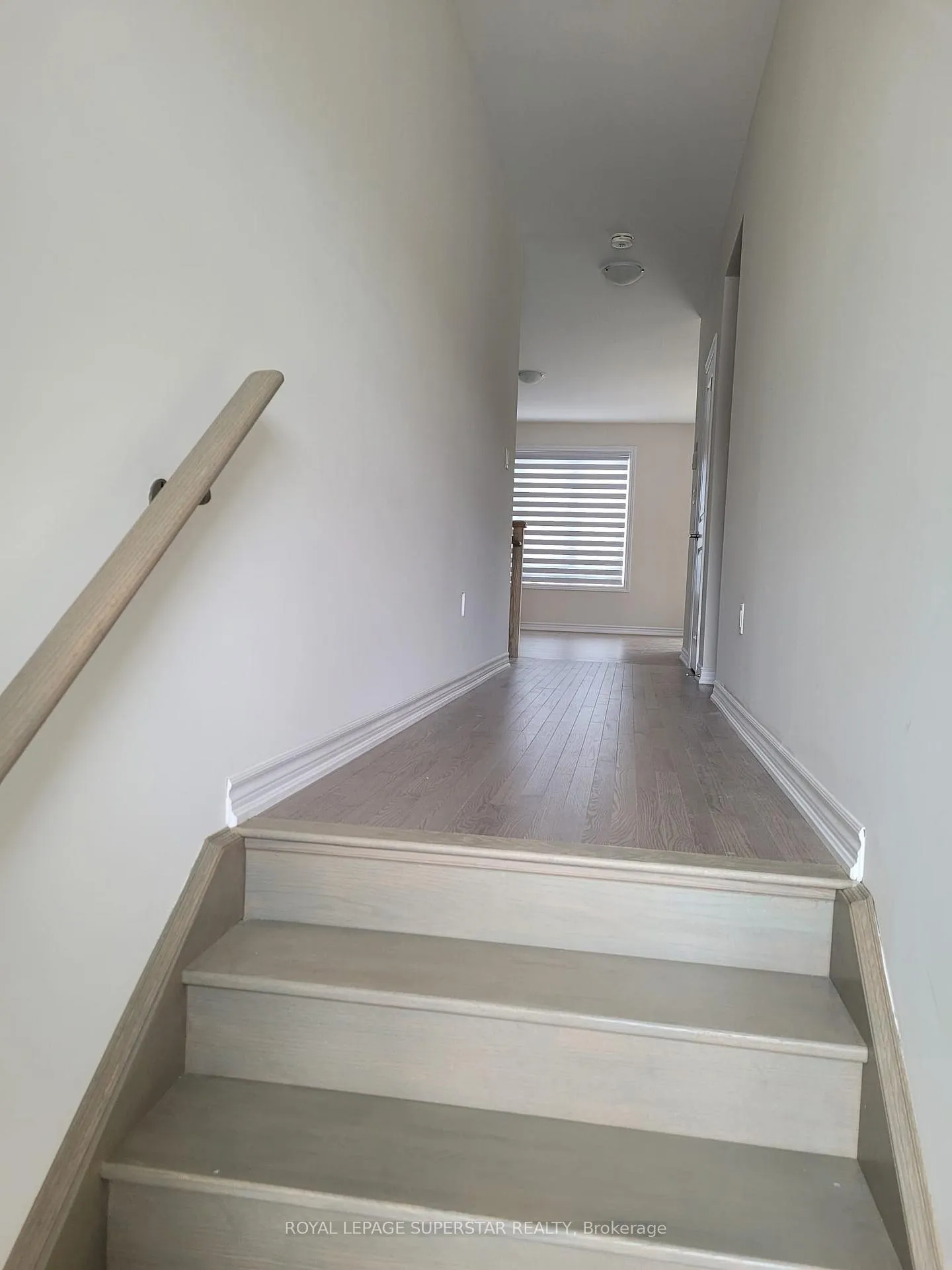 Photo 33 of 133 Berkely Street, Wasaga Beach — HOMEH