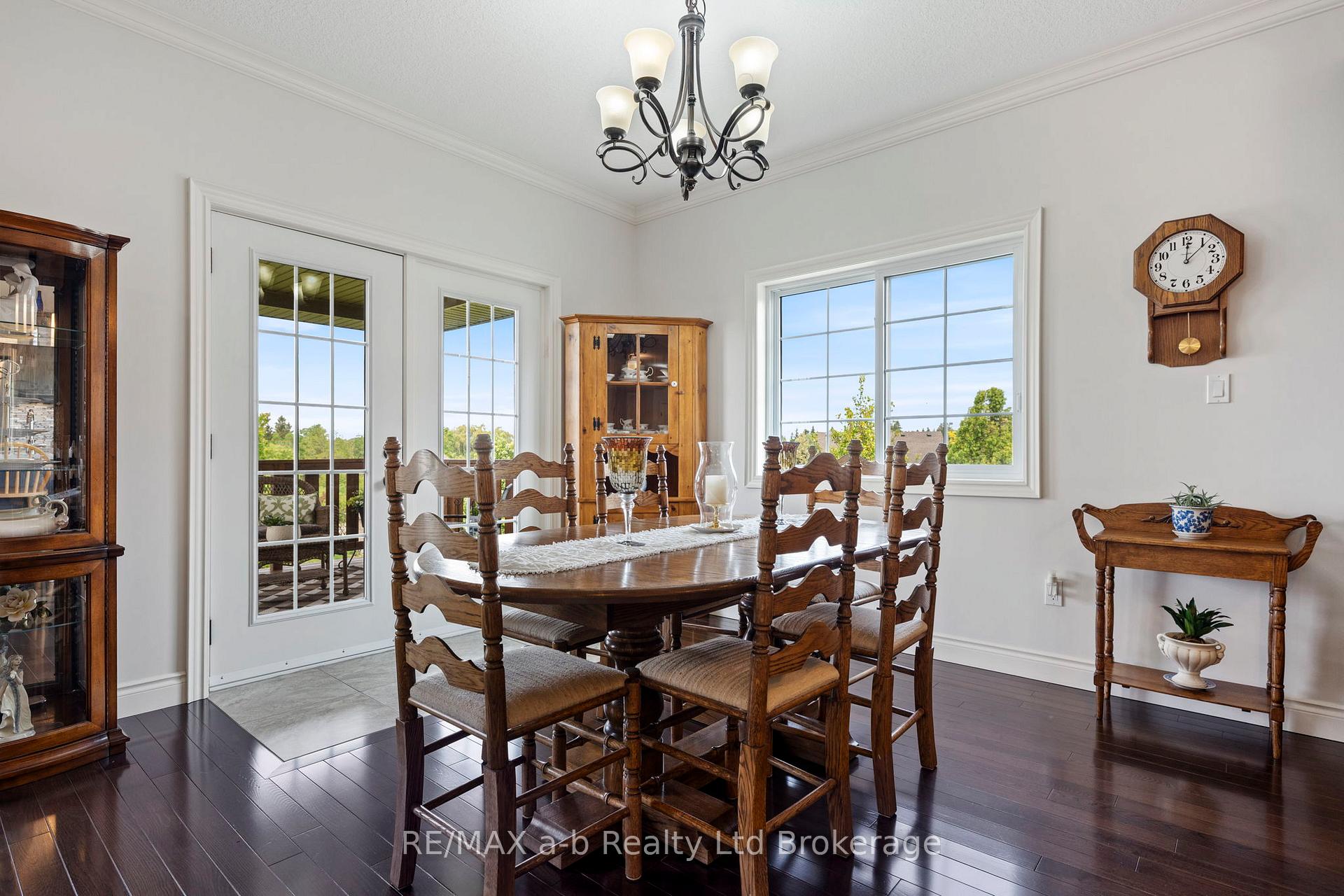 Photo 12 of 127 Gerber Meadows Drive, Wellesley — HOMEH