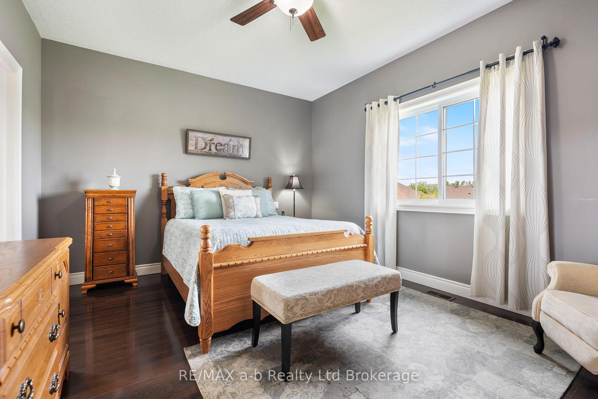 Photo 21 of 127 Gerber Meadows Drive, Wellesley — HOMEH