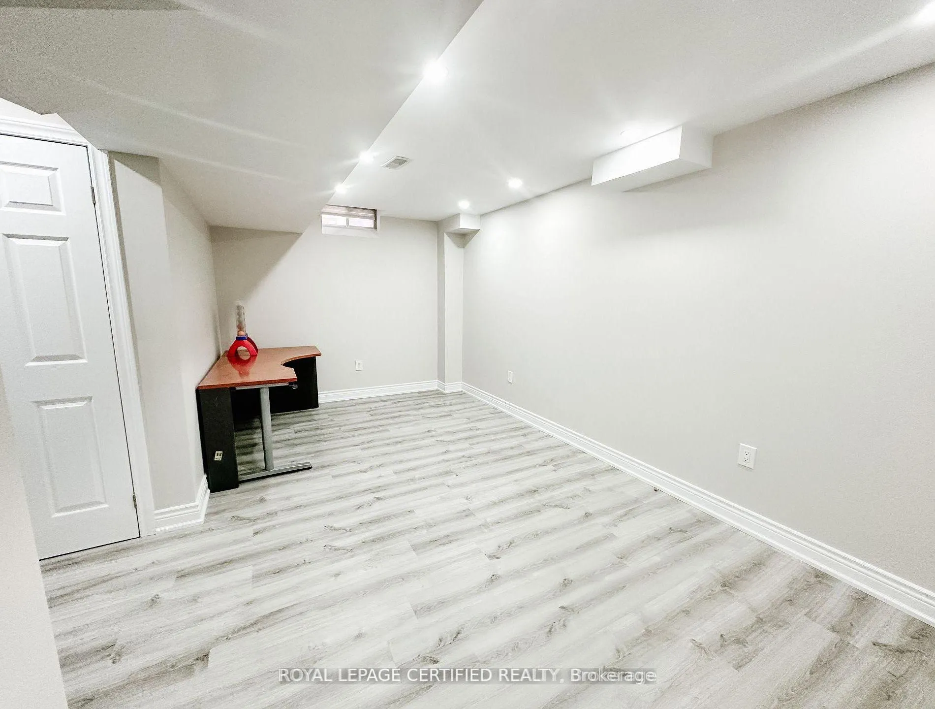 Photo 39 of 30 Lucerne Drive, Vaughan, Vellore Village — HOMEH