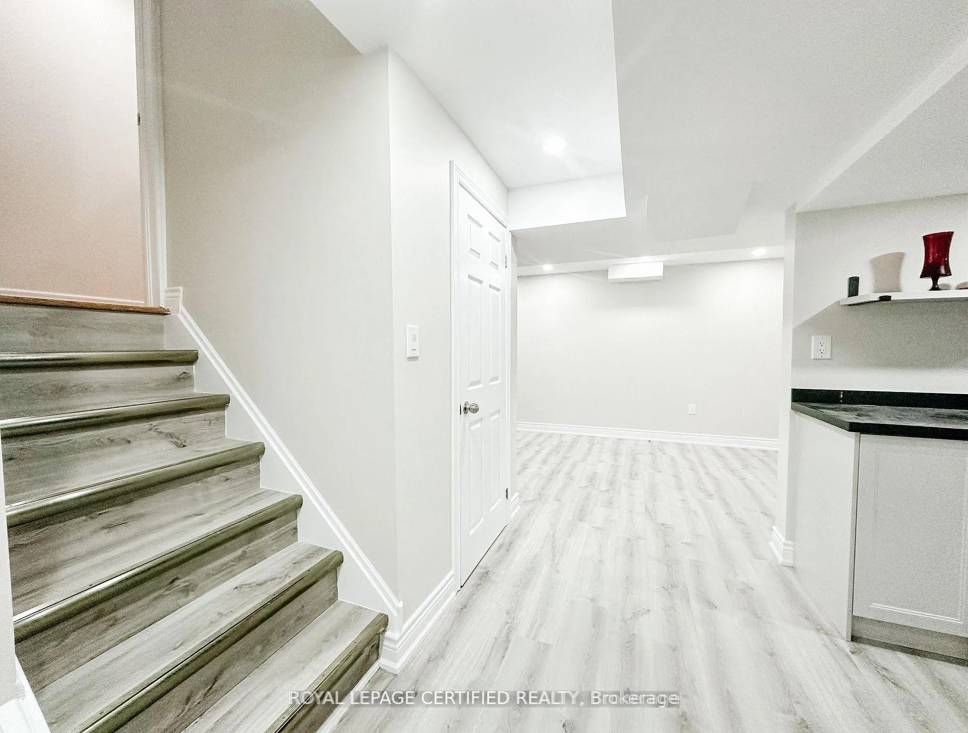 Photo 43 of 30 Lucerne Drive, Vaughan, Vellore Village — HOMEH