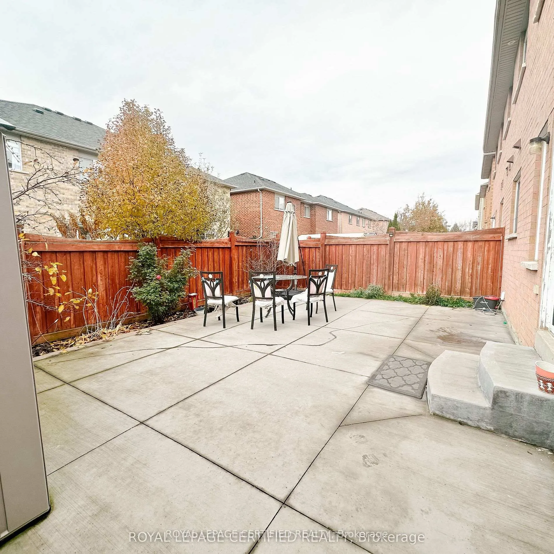 Photo 49 of 30 Lucerne Drive, Vaughan, Vellore Village — HOMEH