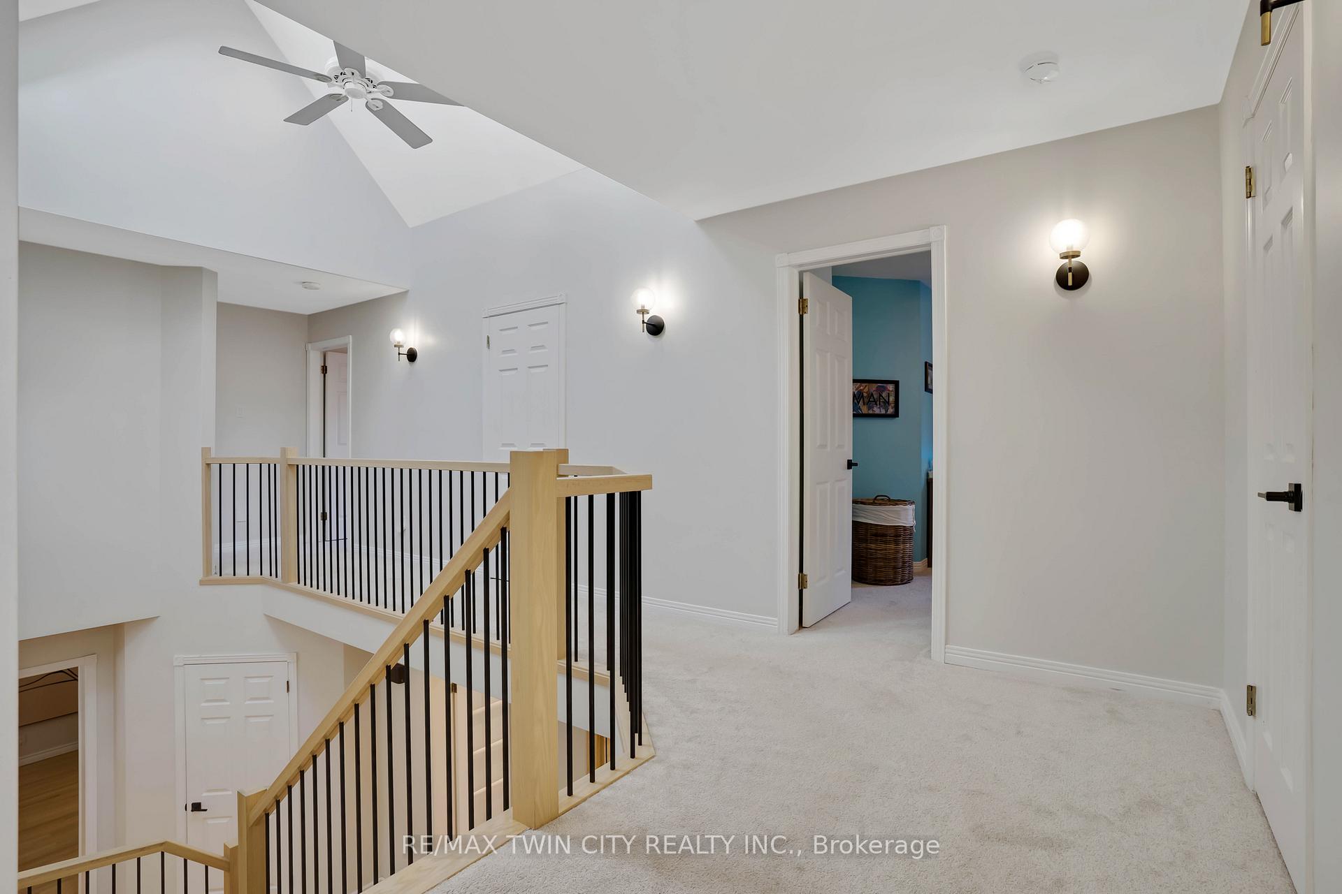 Photo 27 of 328 Wyecroft Boulevard, Waterloo — HOMEH