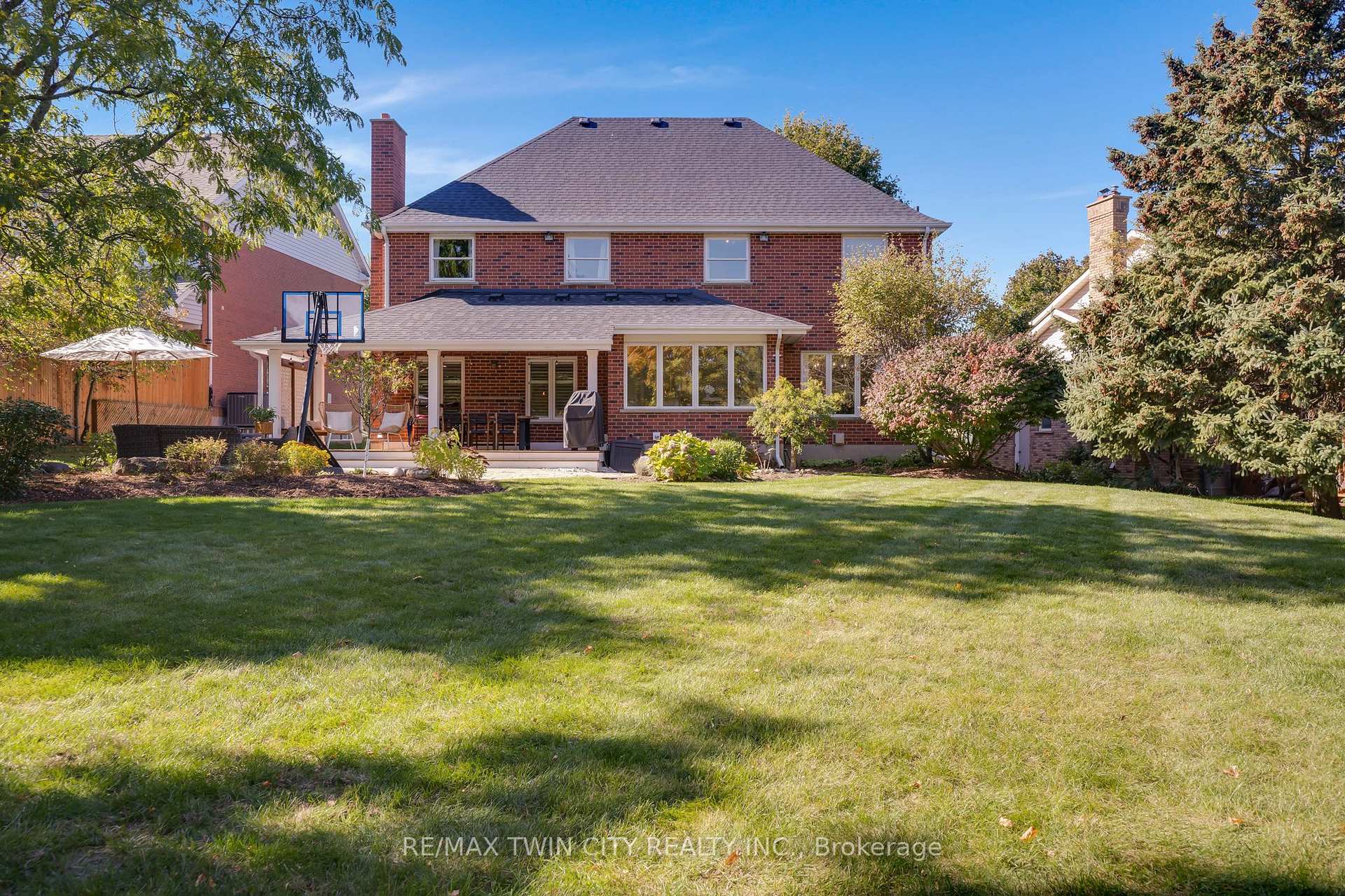Photo 45 of 328 Wyecroft Boulevard, Waterloo — HOMEH