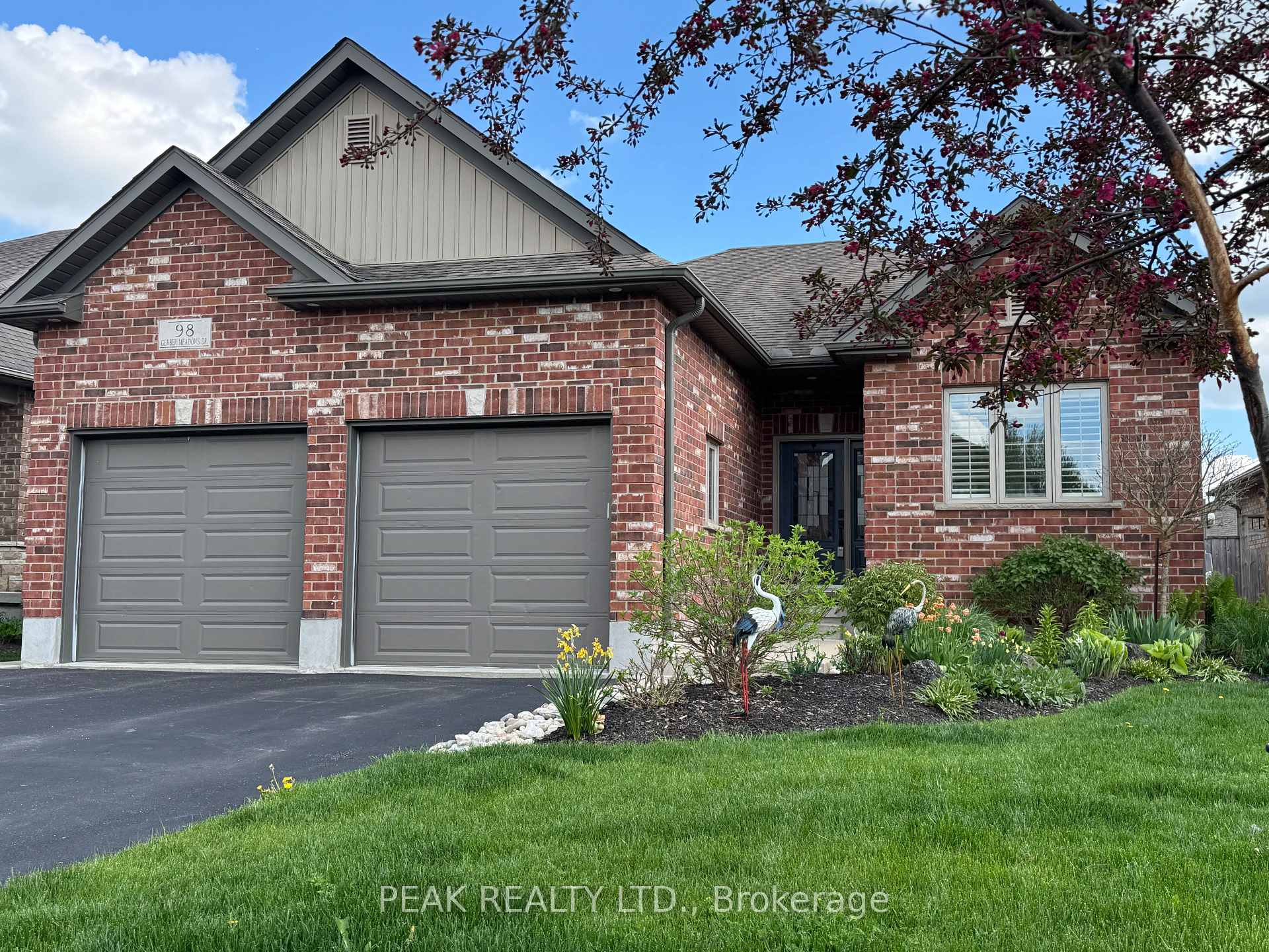 Photo 1 of 98 Gerber Meadows Drive, Wellesley — HOMEH