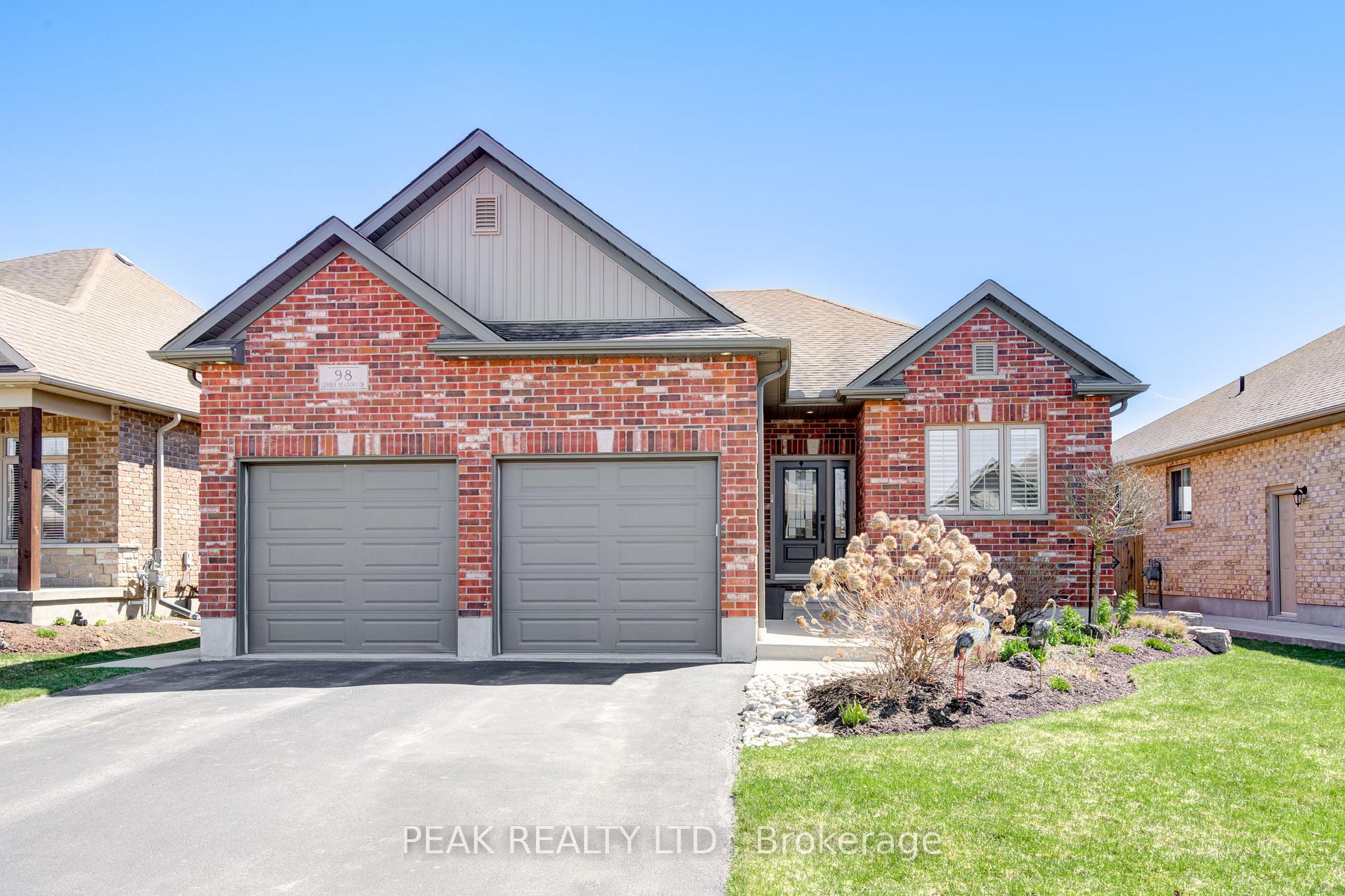 Photo 2 of 98 Gerber Meadows Drive, Wellesley — HOMEH