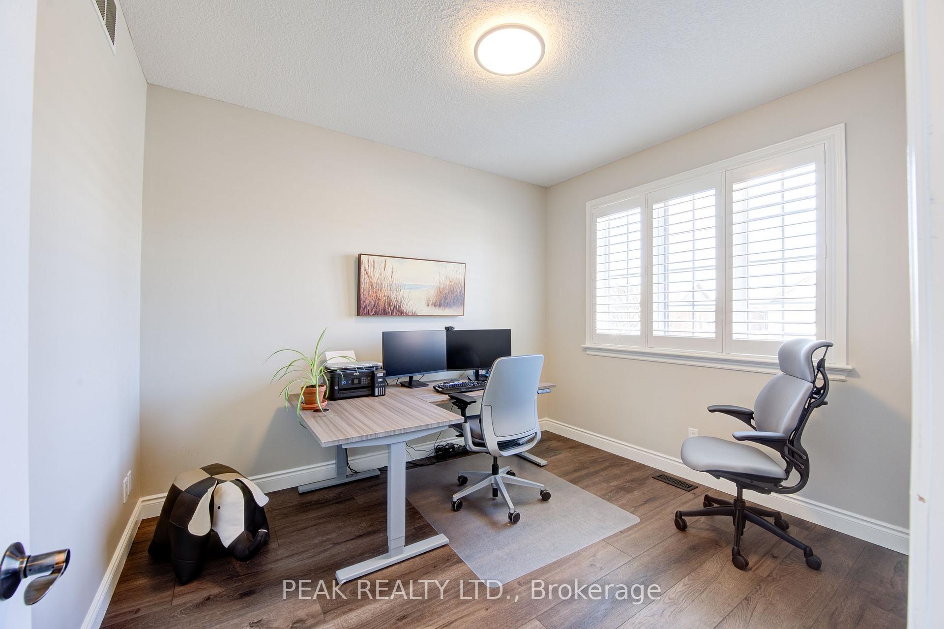 Photo 6 of 98 Gerber Meadows Drive, Wellesley — HOMEH