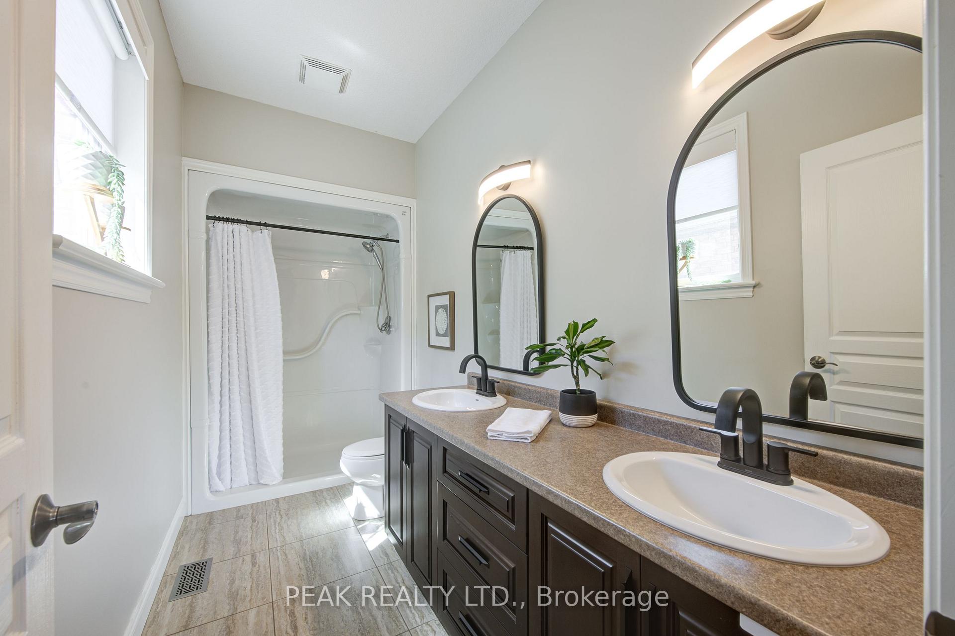 Photo 13 of 98 Gerber Meadows Drive, Wellesley — HOMEH