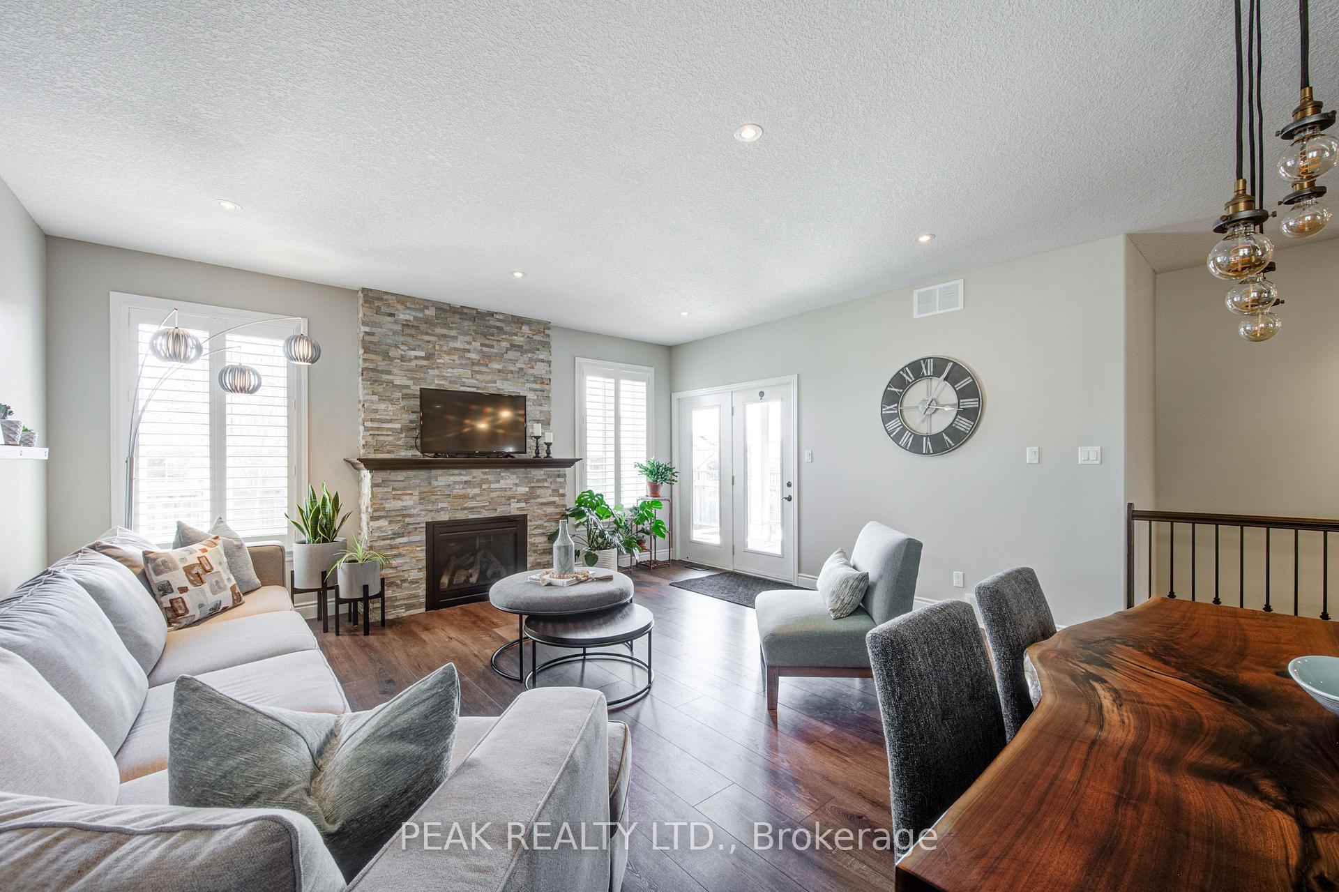 Photo 18 of 98 Gerber Meadows Drive, Wellesley — HOMEH