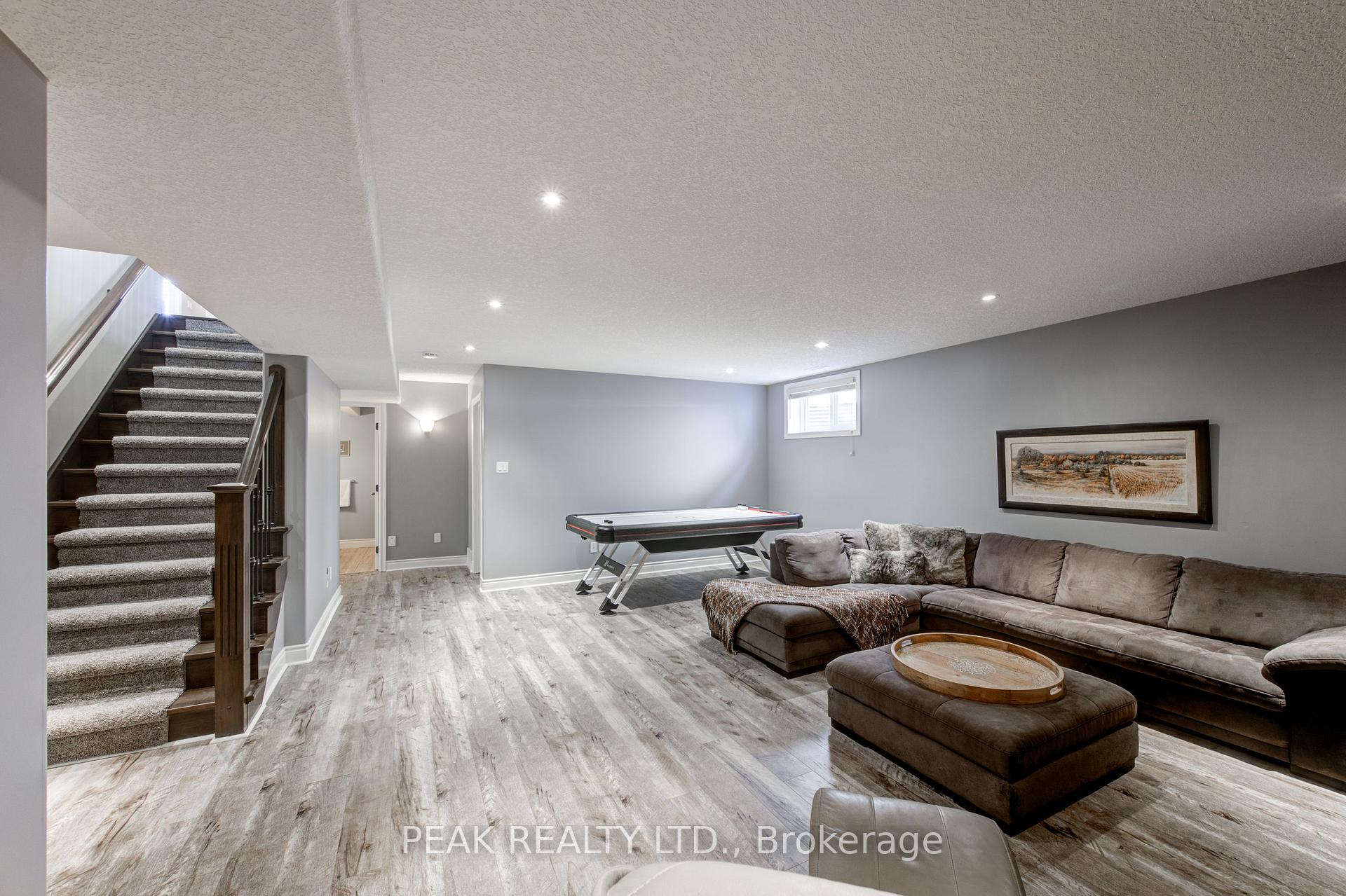 Photo 26 of 98 Gerber Meadows Drive, Wellesley — HOMEH