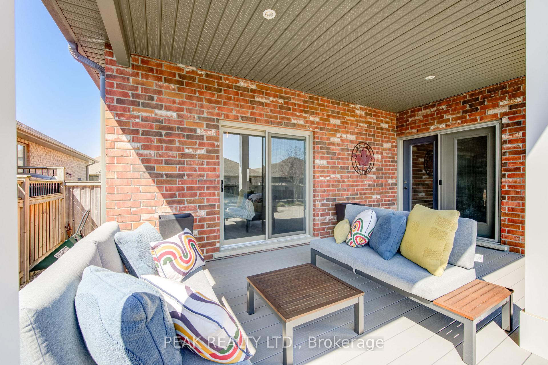 Photo 34 of 98 Gerber Meadows Drive, Wellesley — HOMEH
