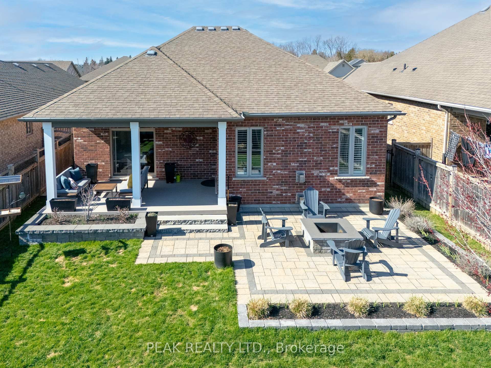 Photo 40 of 98 Gerber Meadows Drive, Wellesley — HOMEH
