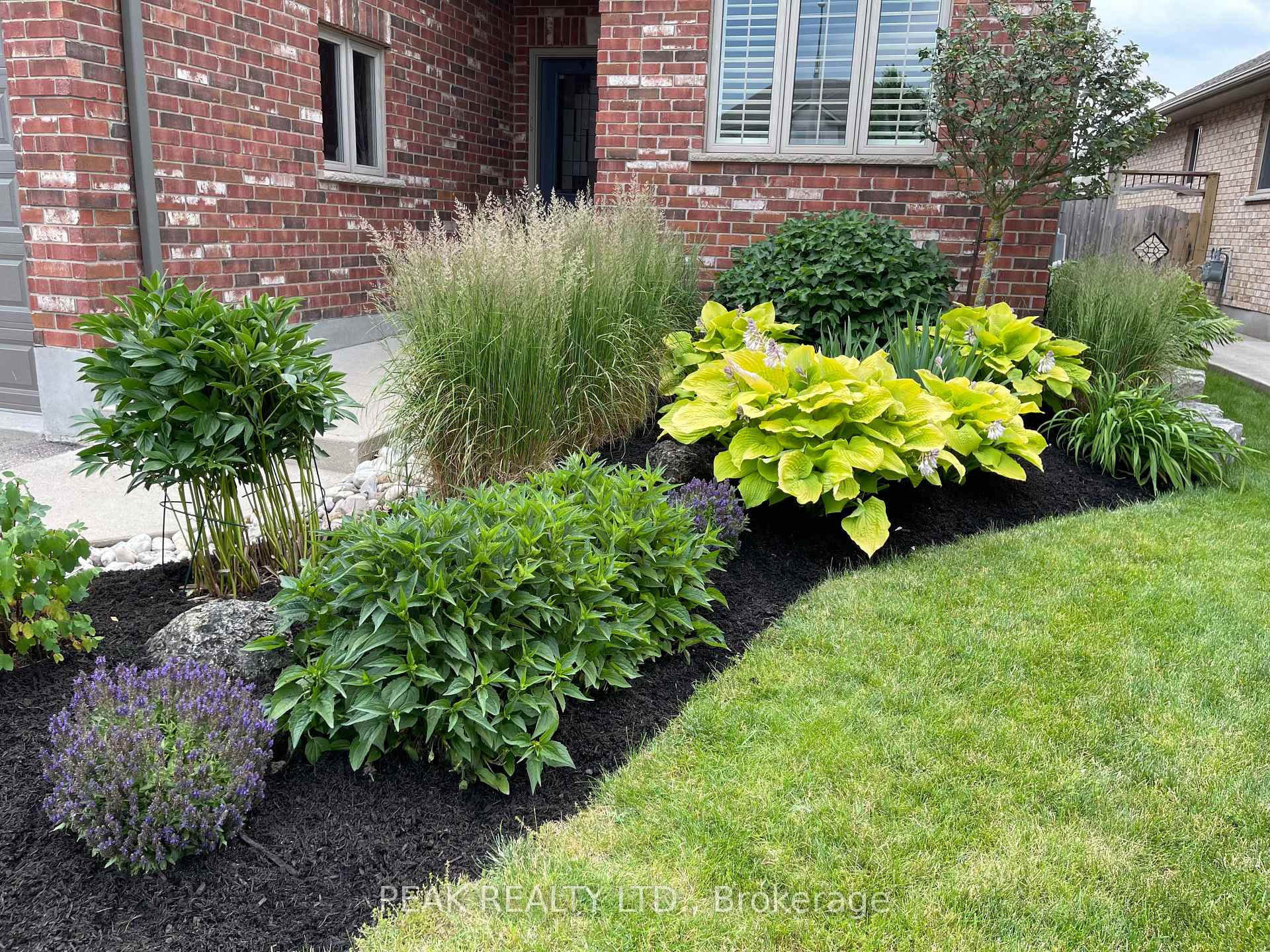 Photo 44 of 98 Gerber Meadows Drive, Wellesley — HOMEH