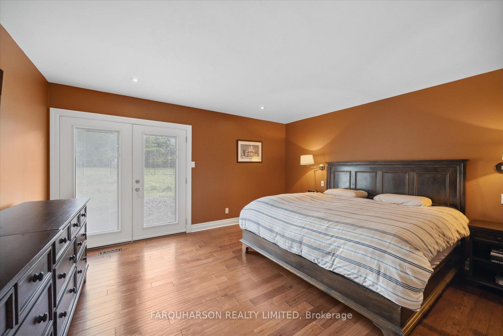 Photo 14 of 23 Silver Spring Crescent, Uxbridge, Rural Uxbridge — HOMEH