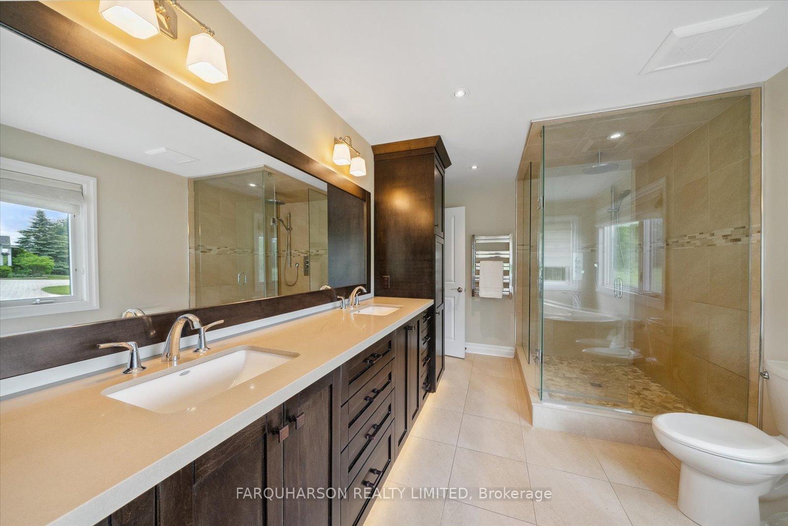 Photo 15 of 23 Silver Spring Crescent, Uxbridge, Rural Uxbridge — HOMEH