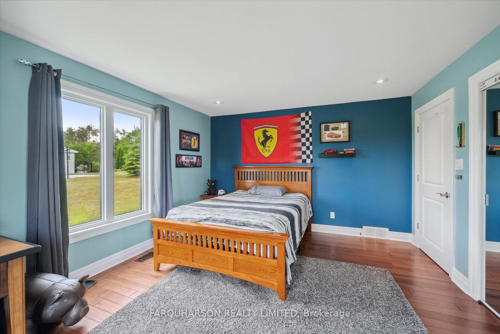 Photo 17 of 23 Silver Spring Crescent, Uxbridge, Rural Uxbridge — HOMEH