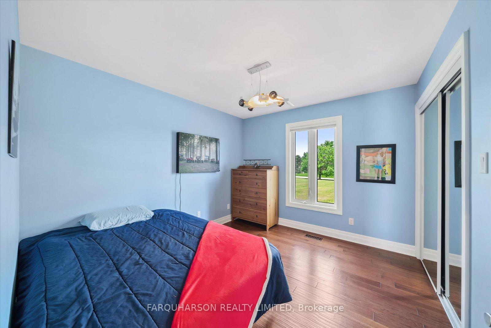 Photo 19 of 23 Silver Spring Crescent, Uxbridge, Rural Uxbridge — HOMEH