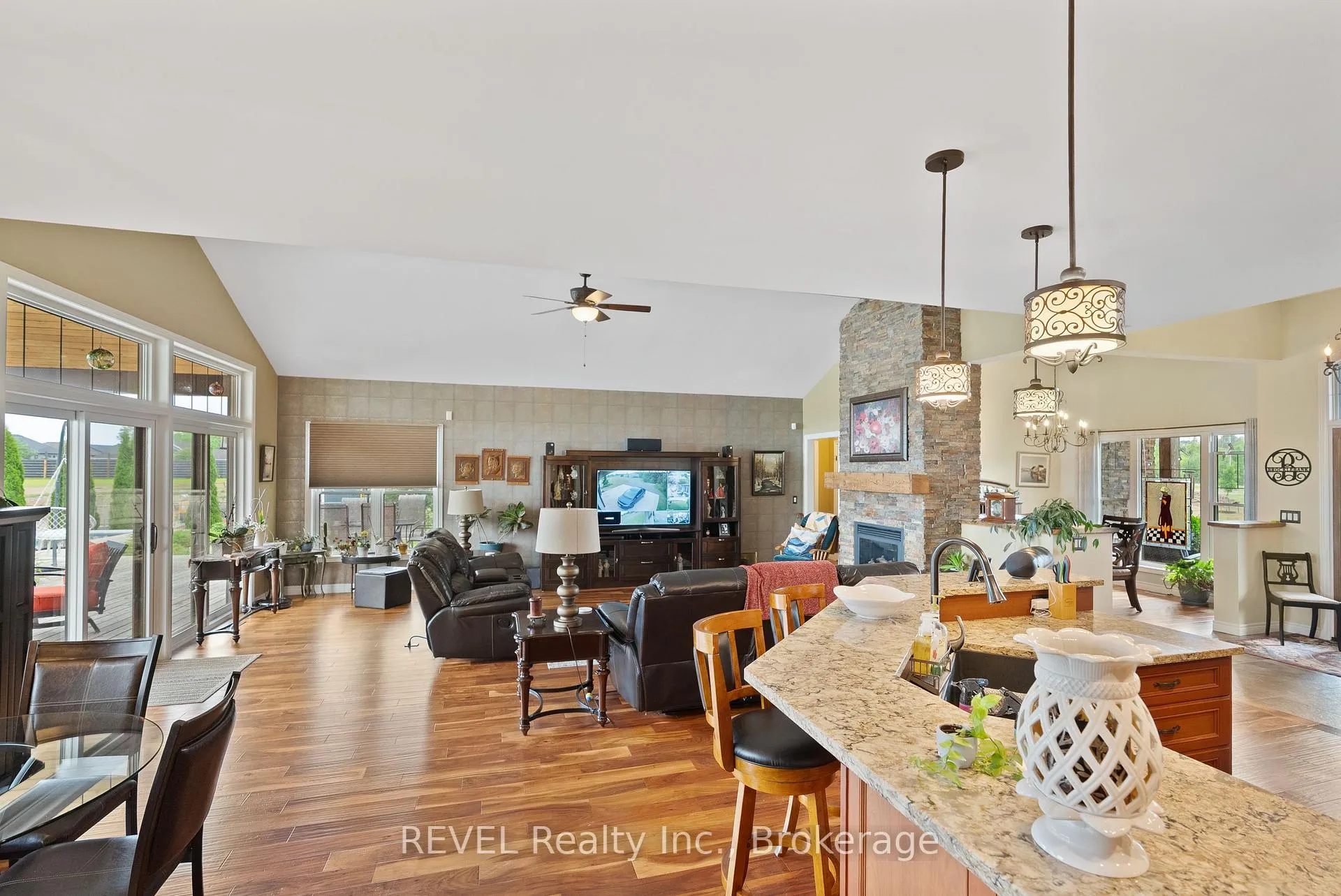 Photo 16 of 10149 Cement Road, Wainfleet, Marshville/Winger — HOMEH