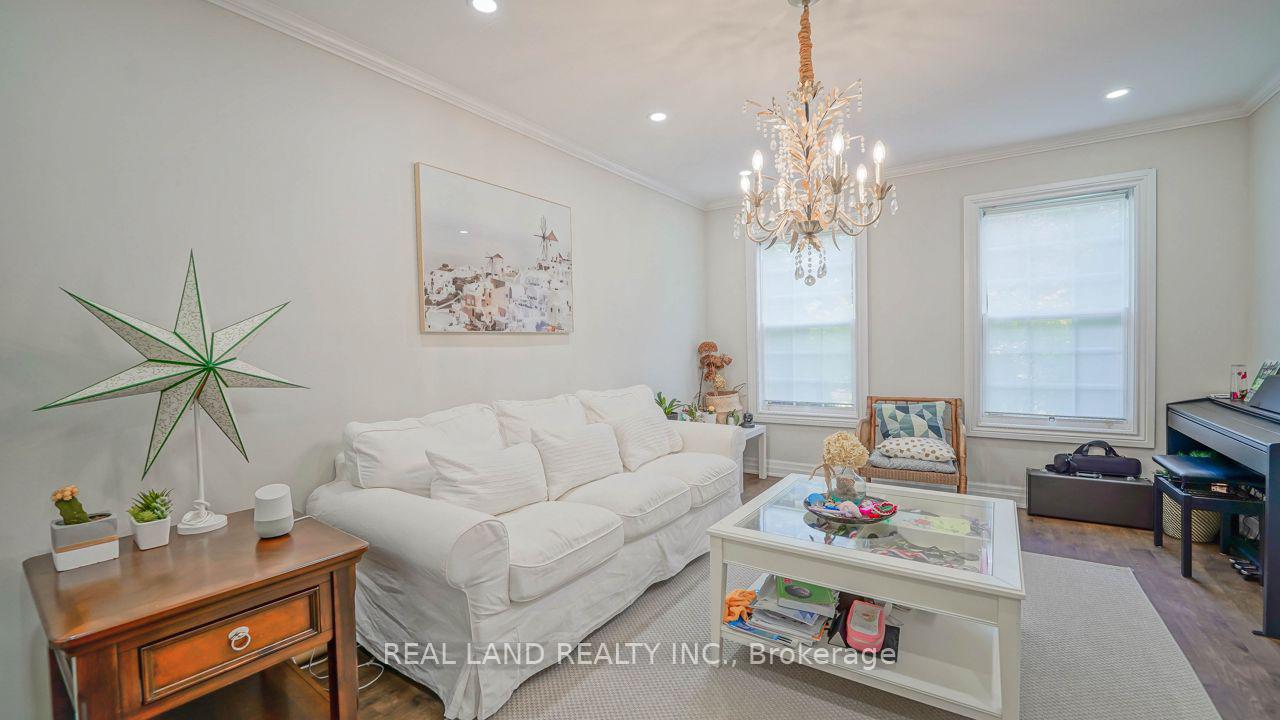 Photo 10 of 10 Timpson Drive, Aurora, Aurora Highlands — HOMEH
