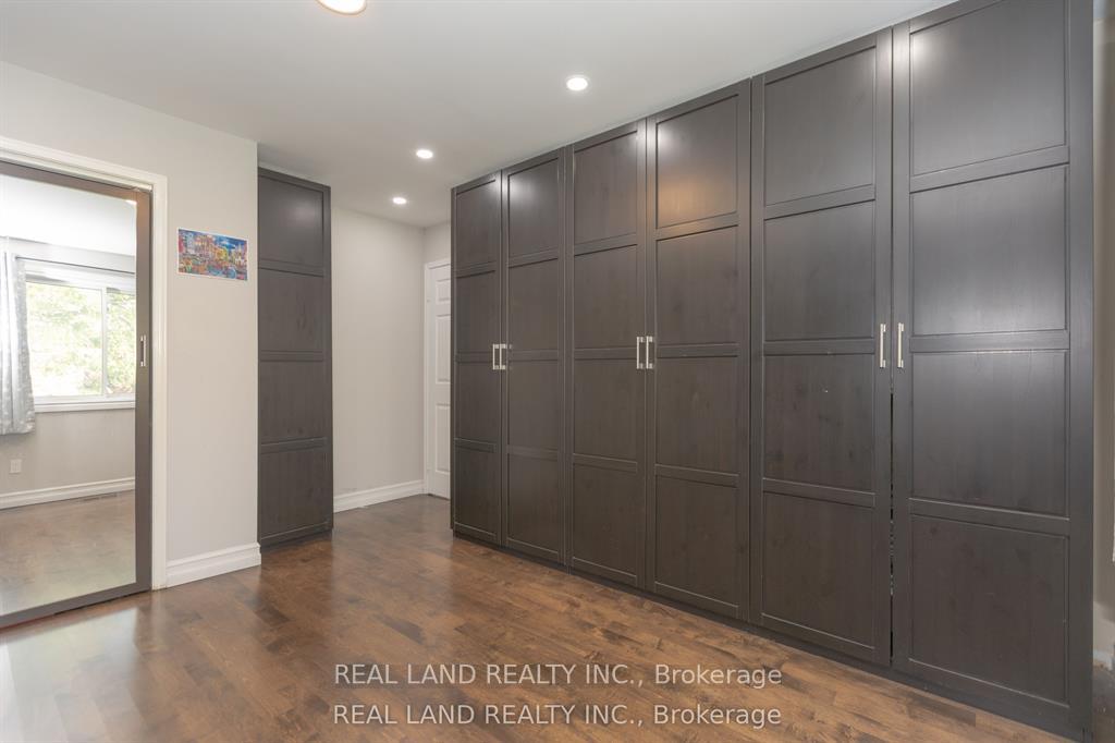 Photo 26 of 10 Timpson Drive, Aurora, Aurora Highlands — HOMEH