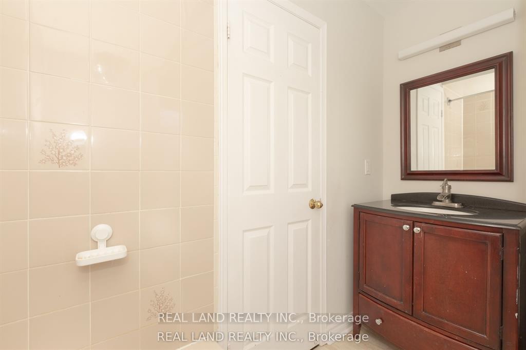 Photo 29 of 10 Timpson Drive, Aurora, Aurora Highlands — HOMEH