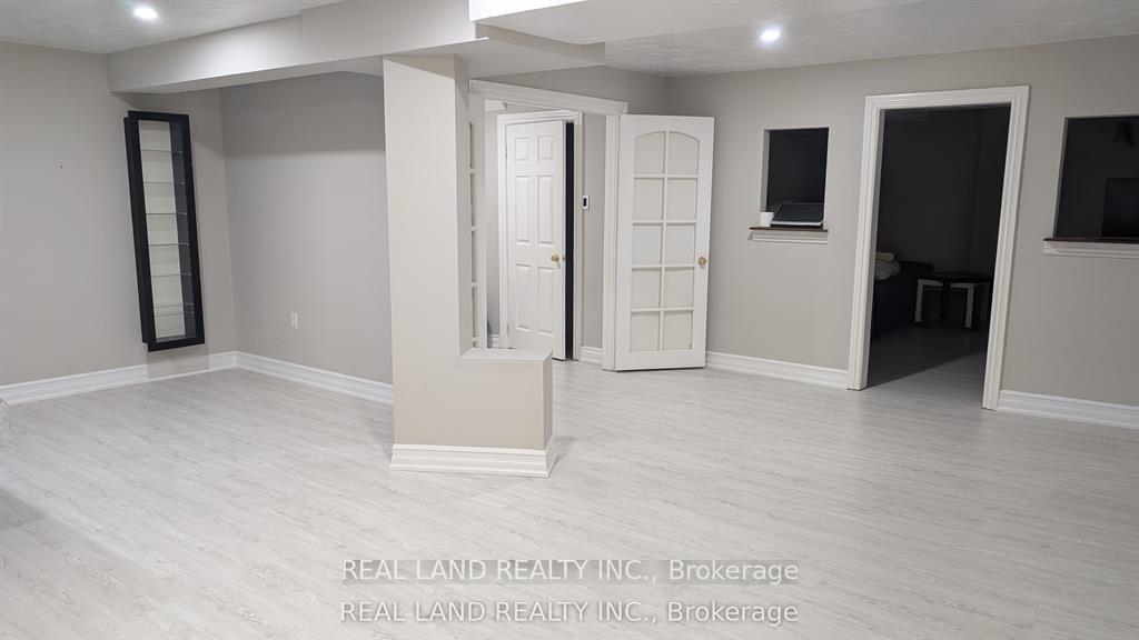Photo 37 of 10 Timpson Drive, Aurora, Aurora Highlands — HOMEH