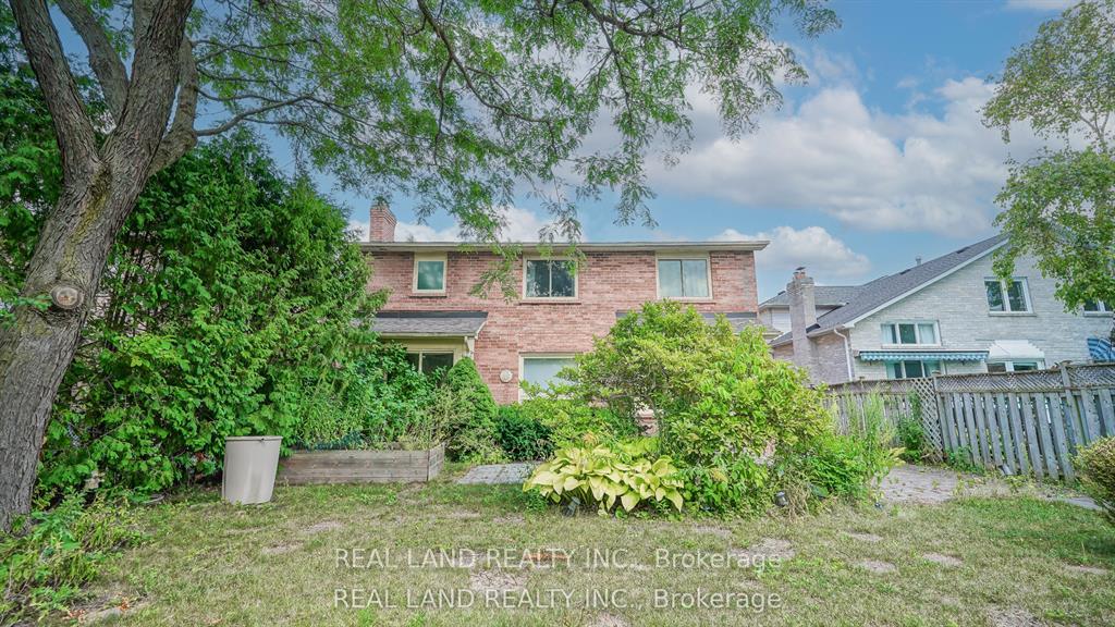 Photo 40 of 10 Timpson Drive, Aurora, Aurora Highlands — HOMEH
