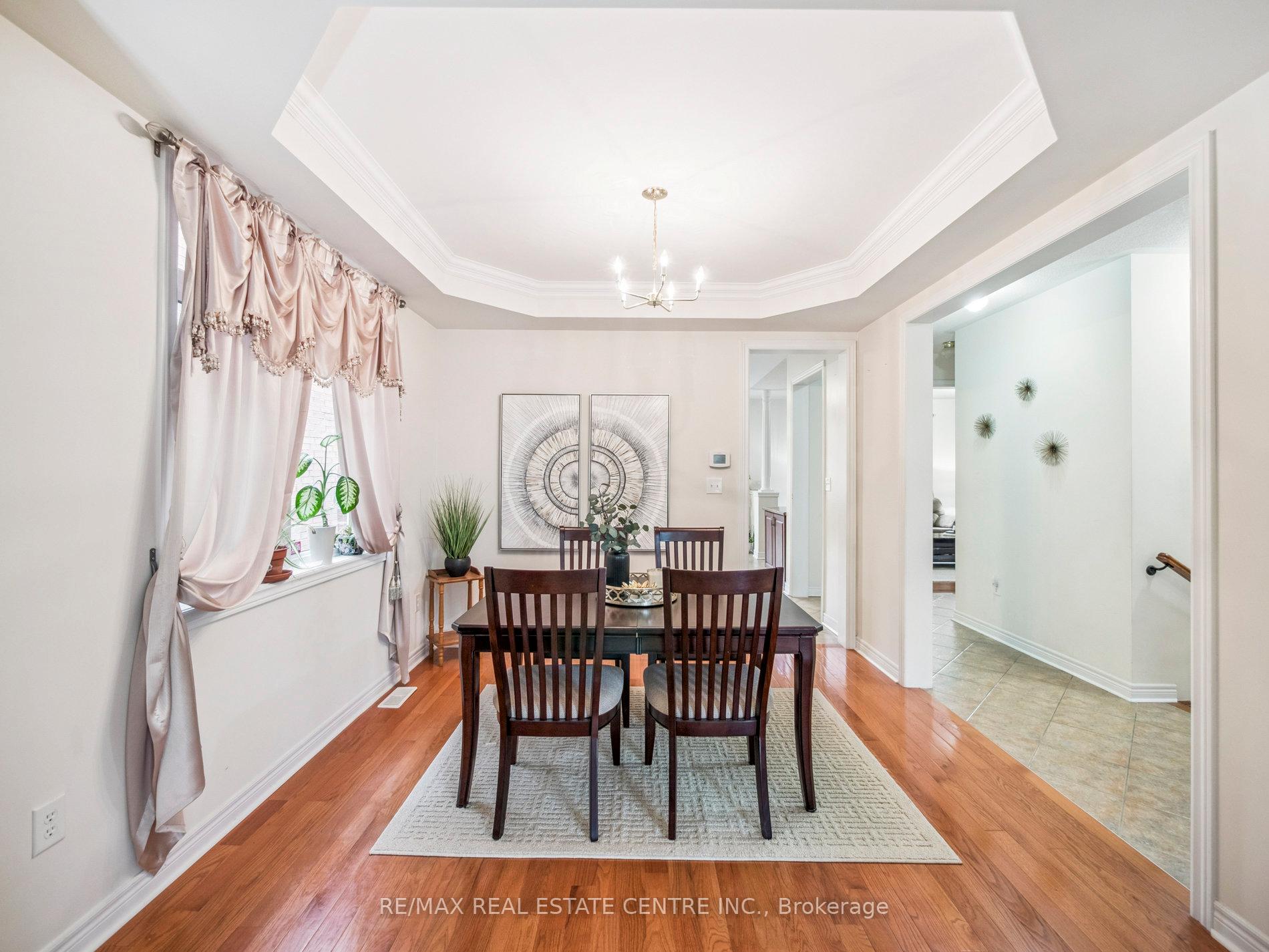 Photo 14 of 236 St Urbain Drive, Vaughan, Vellore Village — HOMEH