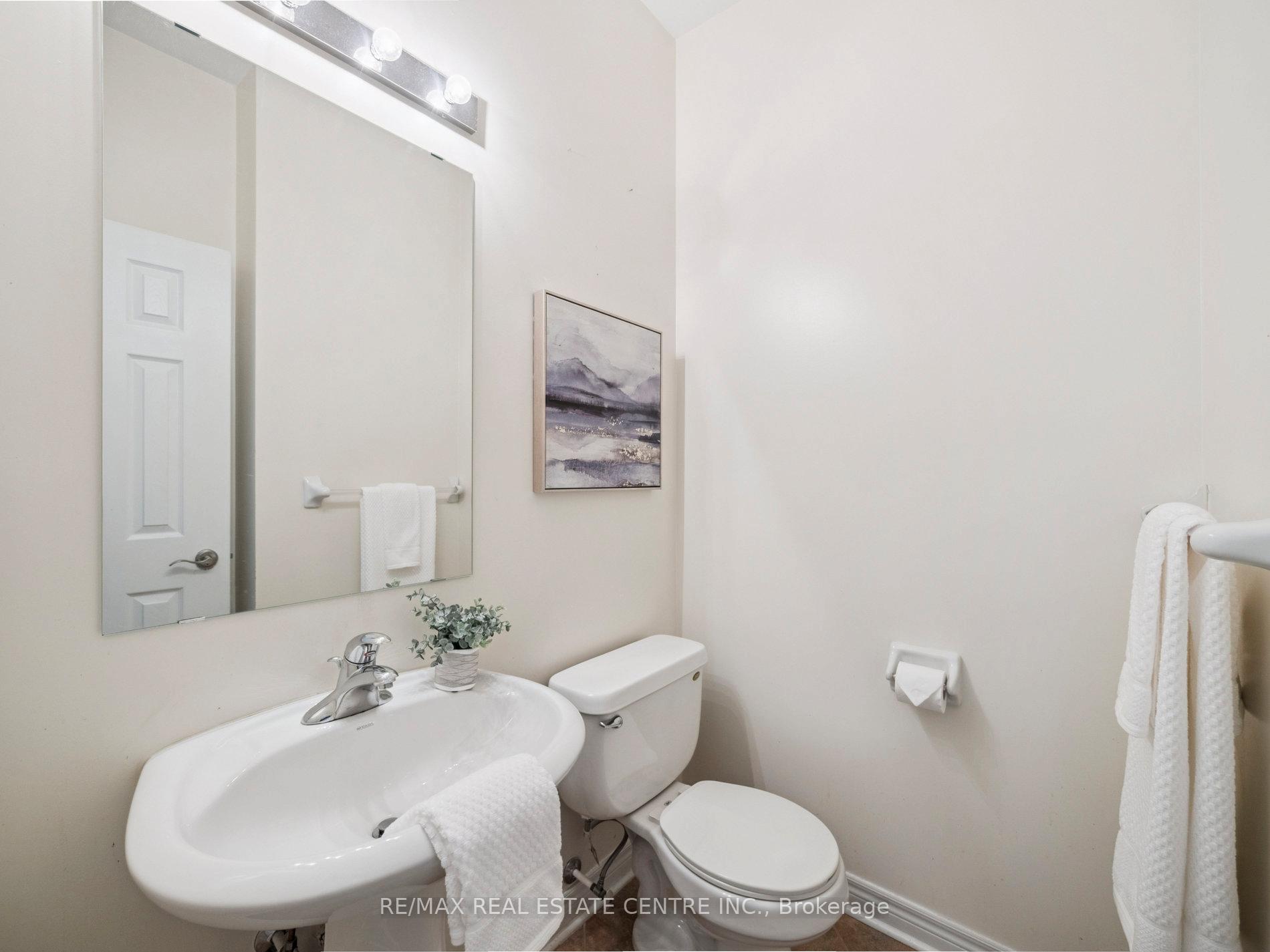 Photo 31 of 236 St Urbain Drive, Vaughan, Vellore Village — HOMEH