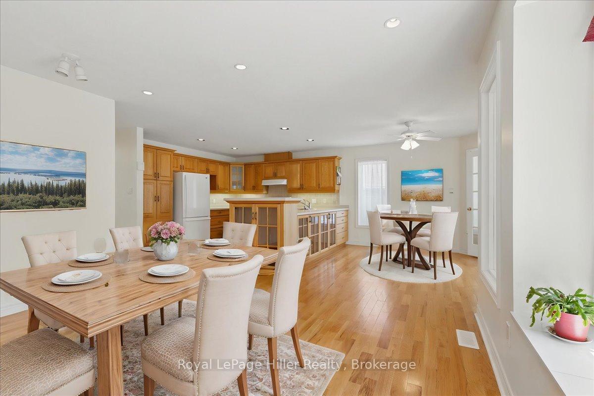 Photo 13 of 52 Lawrence Street, Wellesley — HOMEH