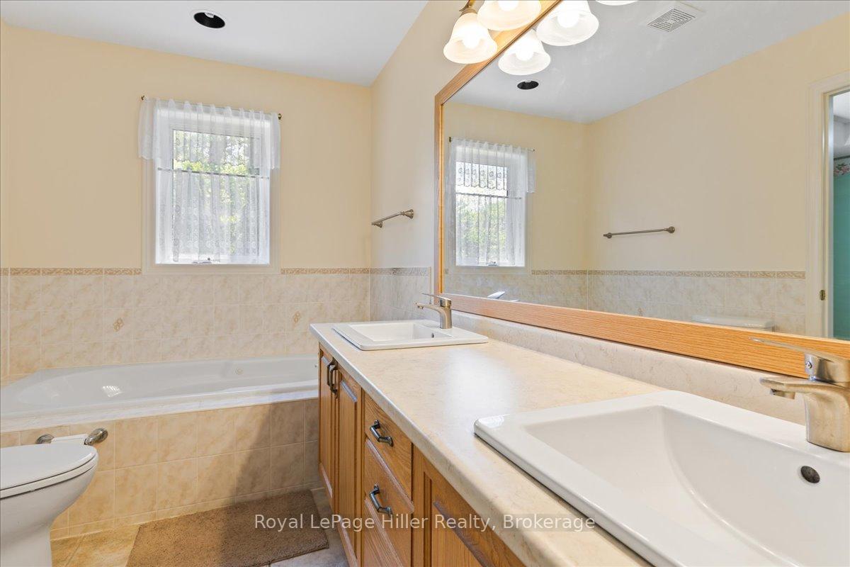 Photo 21 of 52 Lawrence Street, Wellesley — HOMEH