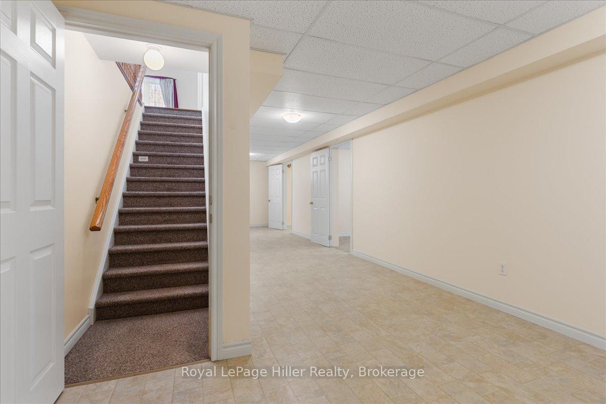 Photo 32 of 52 Lawrence Street, Wellesley — HOMEH