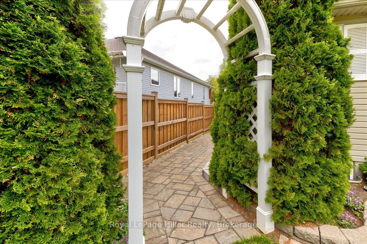 Photo 42 of 52 Lawrence Street, Wellesley — HOMEH