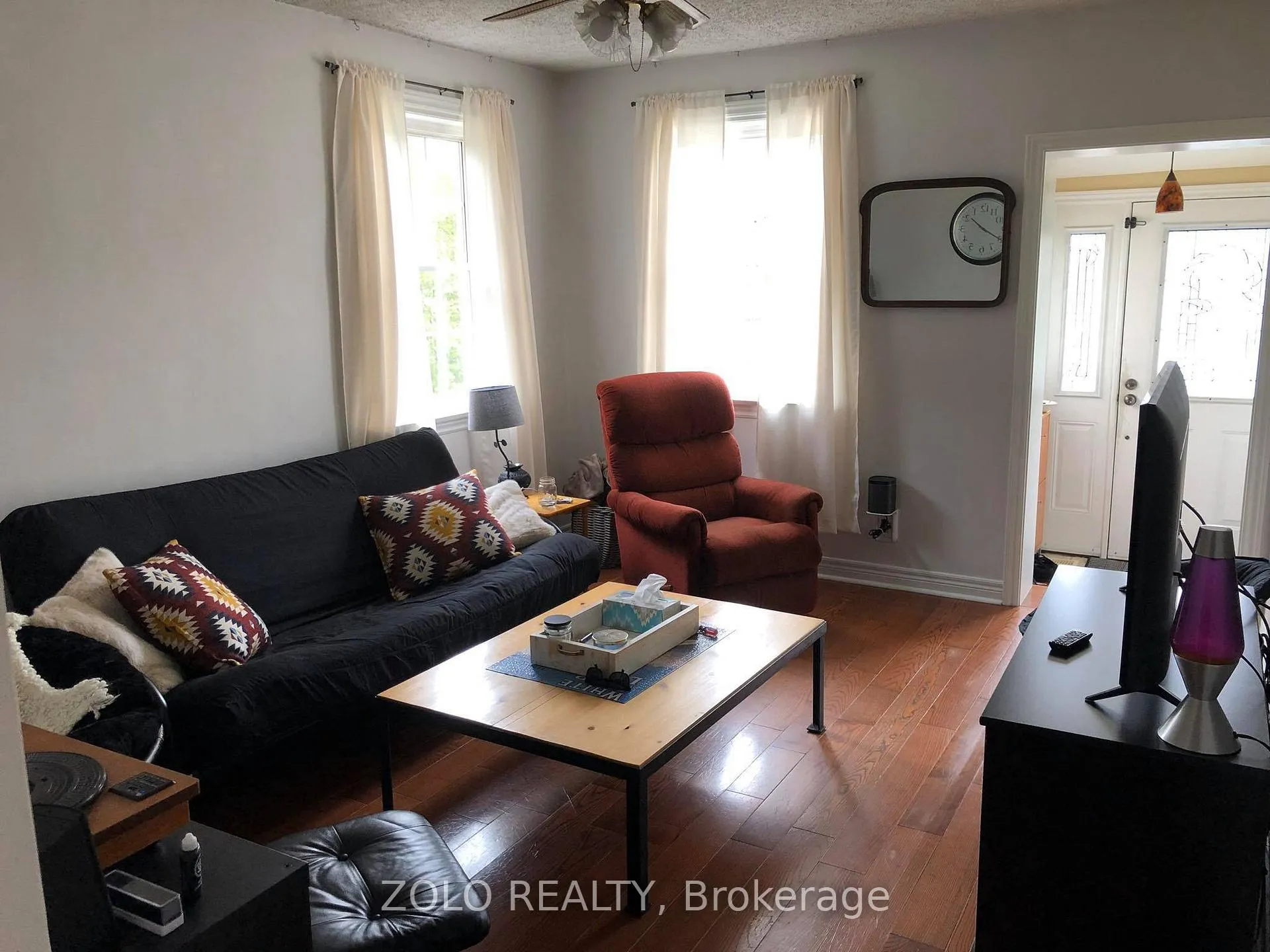 Photo 8 of 39 Ellerby Square N, Vaughan, West Woodbridge — HOMEH