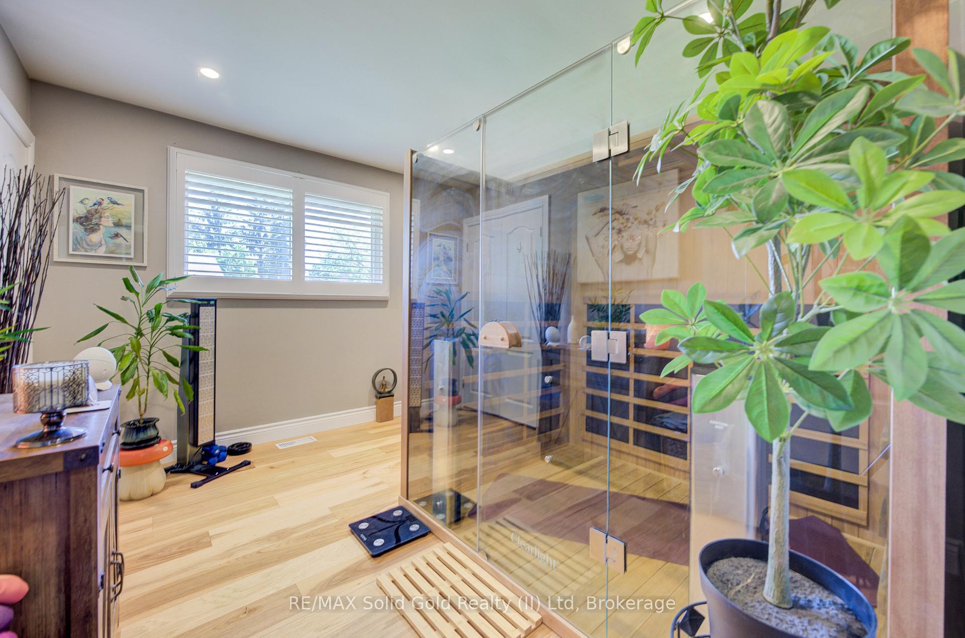 Photo 22 of 1076 Henry Street, Wellesley — HOMEH