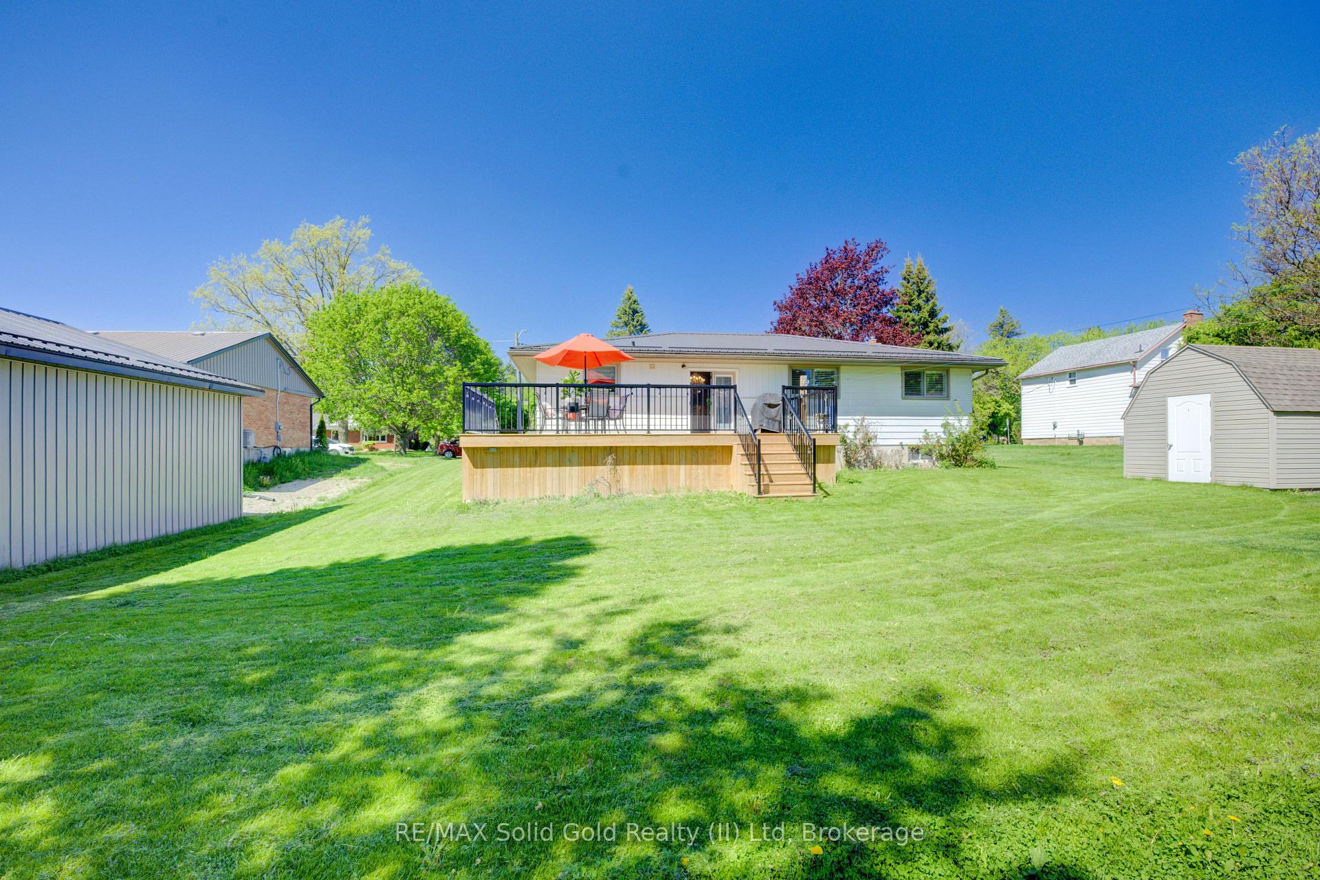 Photo 39 of 1076 Henry Street, Wellesley — HOMEH