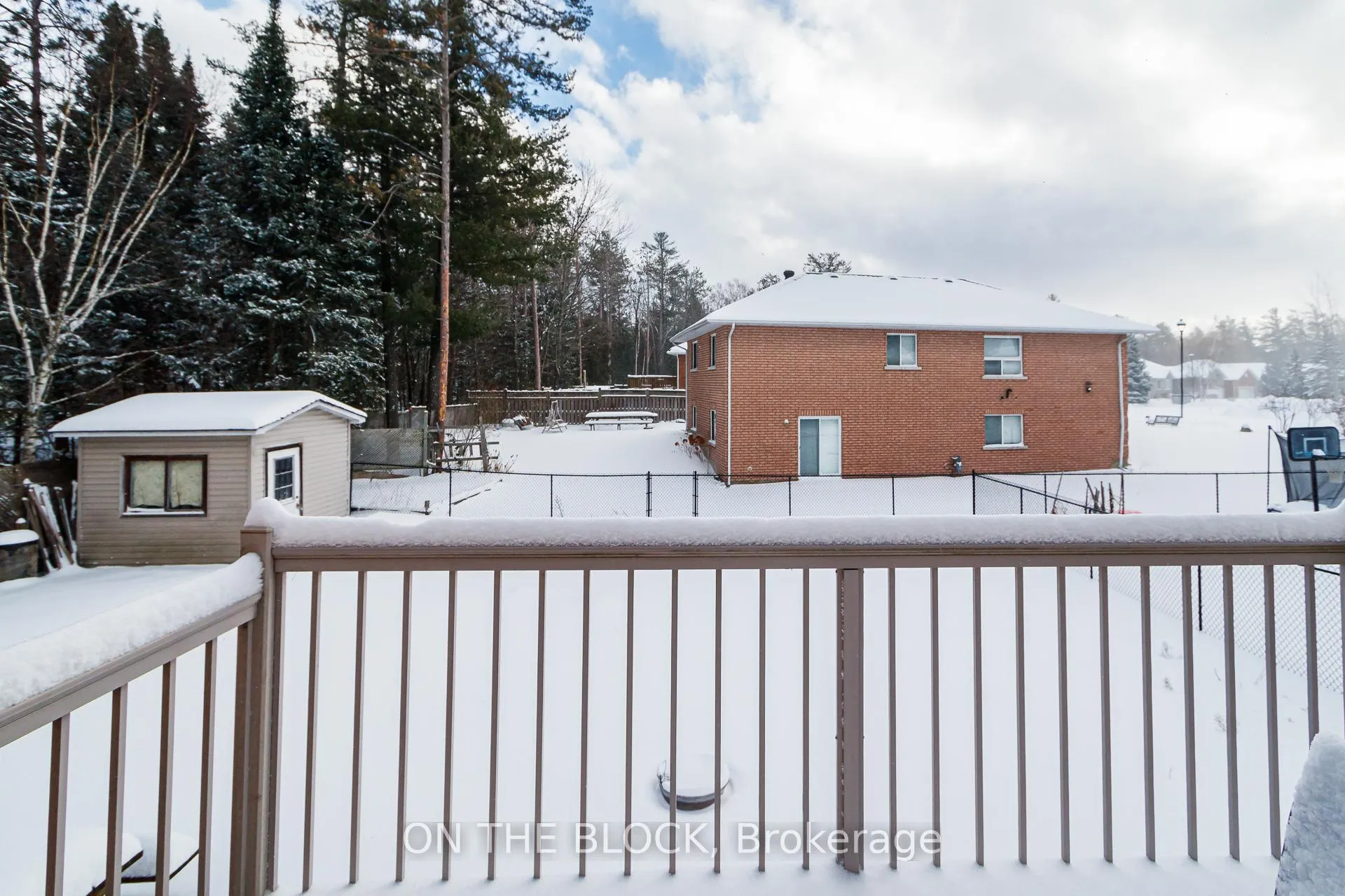 Photo 6 of 589 River Road E, Wasaga Beach — HOMEH