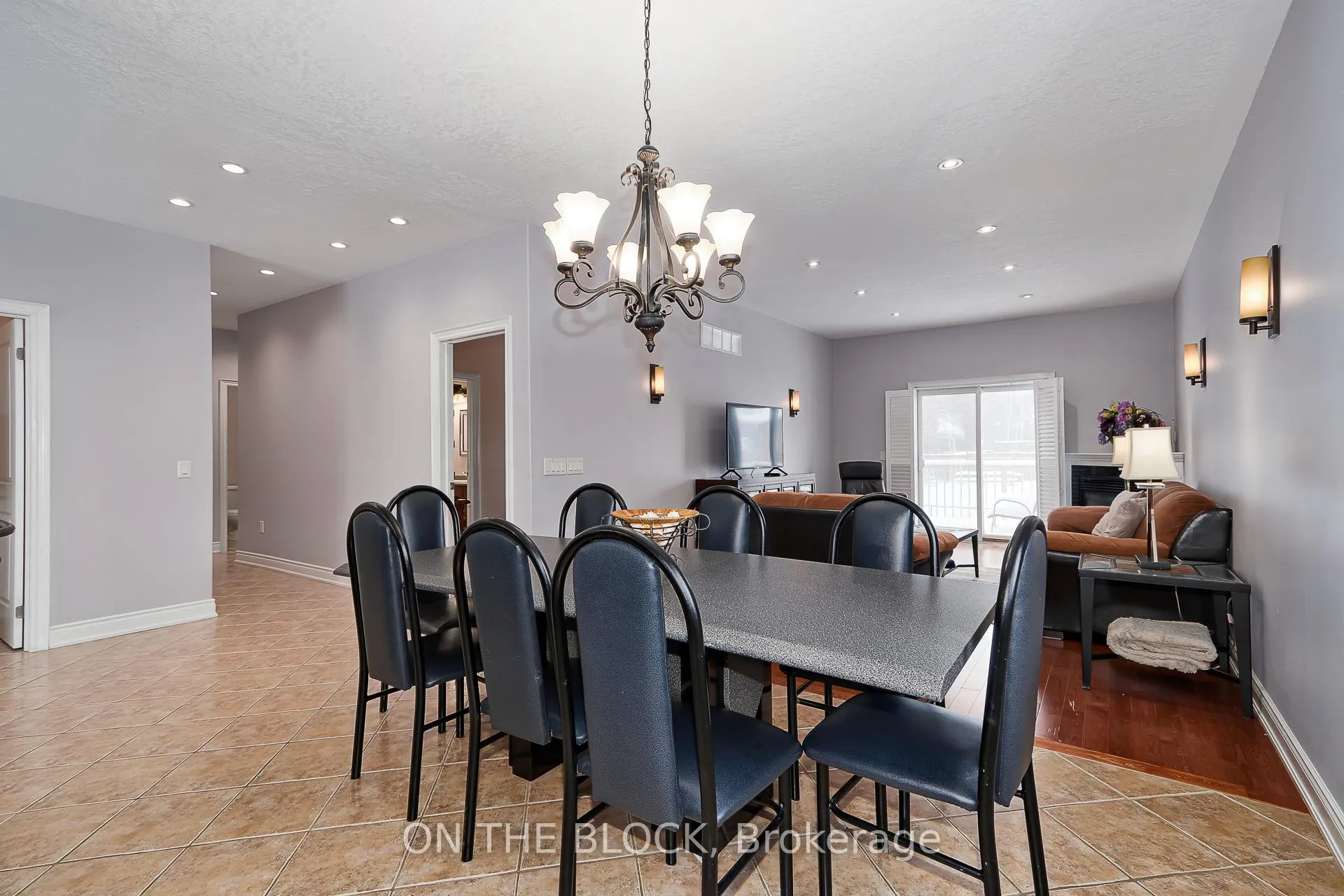 Photo 9 of 589 River Road E, Wasaga Beach — HOMEH