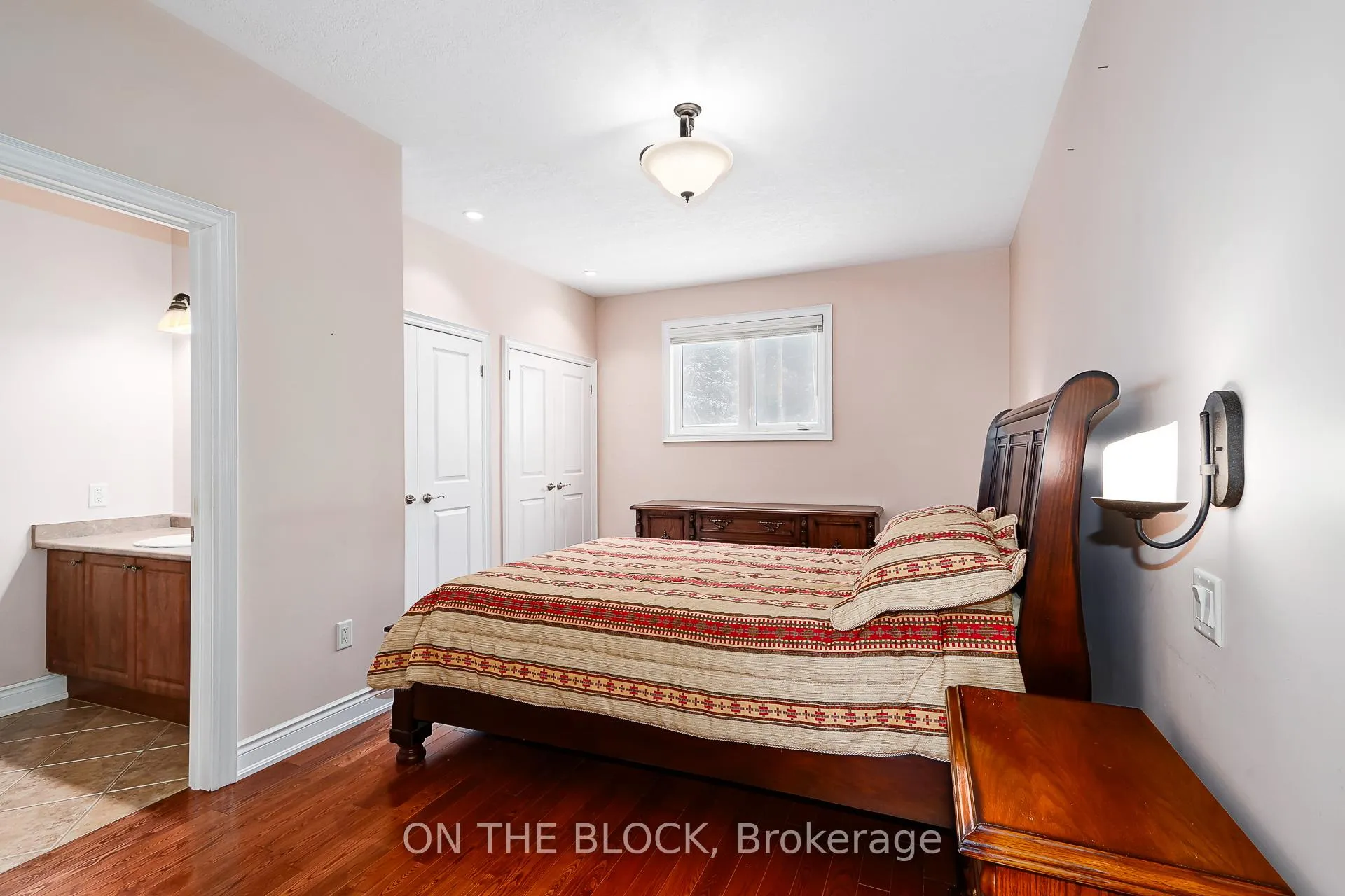 Photo 10 of 589 River Road E, Wasaga Beach — HOMEH