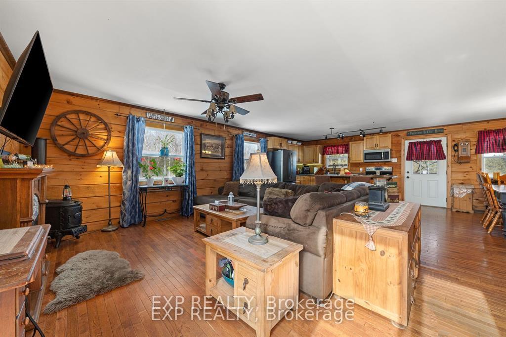 Photo 16 of 1469 Queensborough Road, Tweed, Elzevir (Twp) — HOMEH