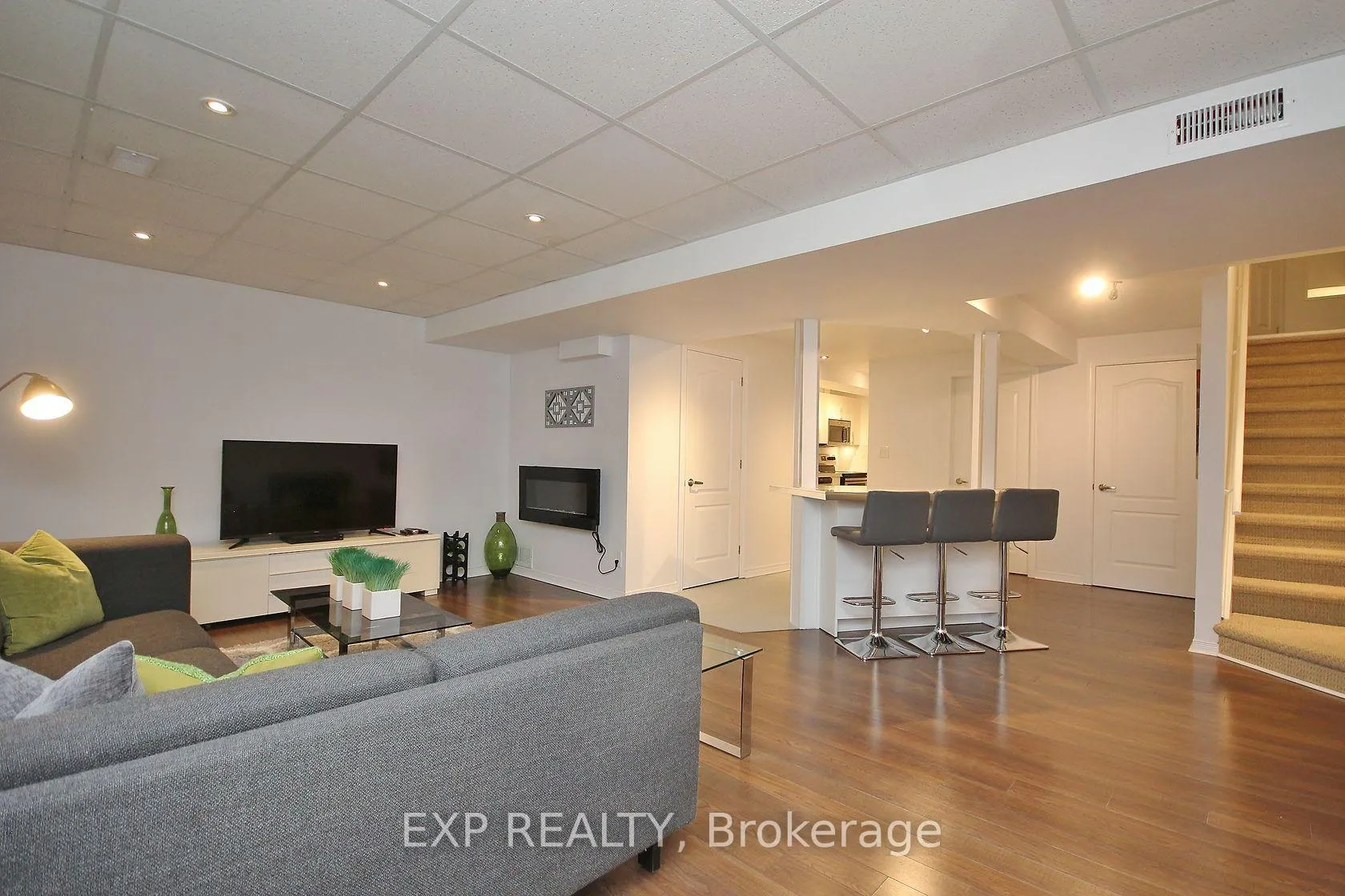 Photo 1 of Unit B, 19 Summerwind Crescent, Ottawa, Barrhaven East — HOMEH