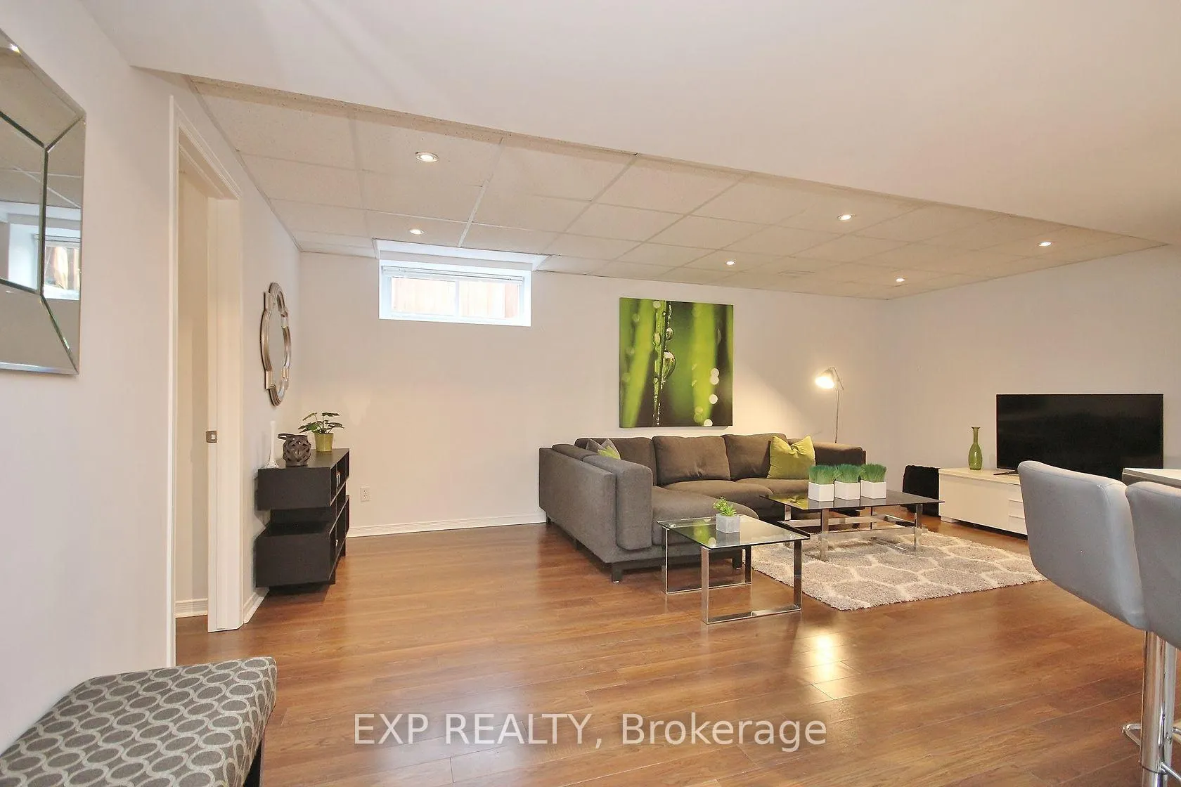 Photo 2 of Unit B, 19 Summerwind Crescent, Ottawa, Barrhaven East — HOMEH