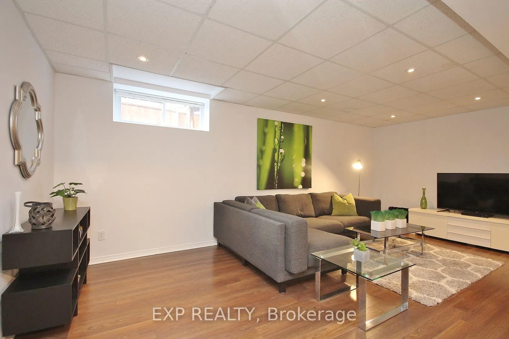 Photo 4 of Unit B, 19 Summerwind Crescent, Ottawa, Barrhaven East — HOMEH