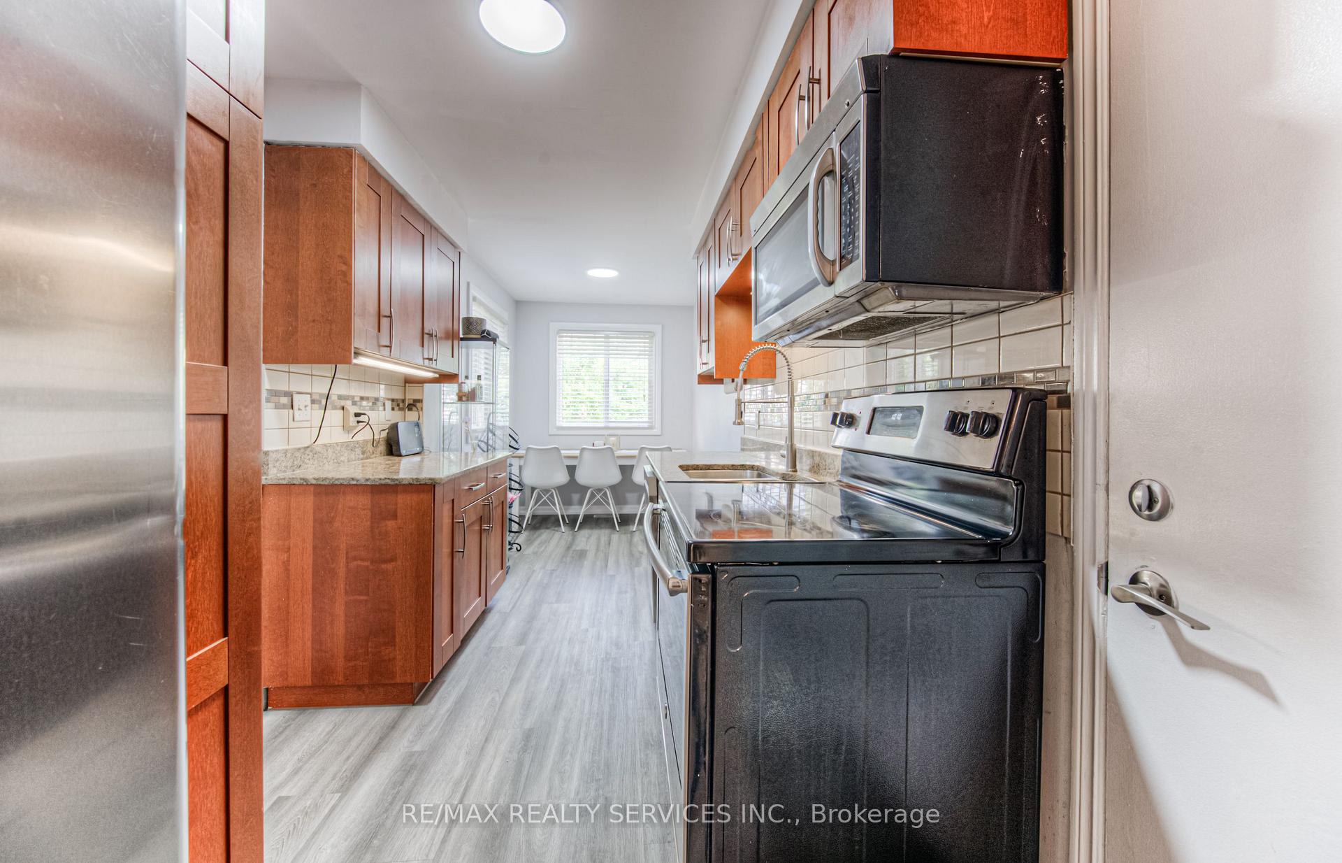 Photo 8 of 582 Drummerhill Crescent NE, Waterloo — HOMEH